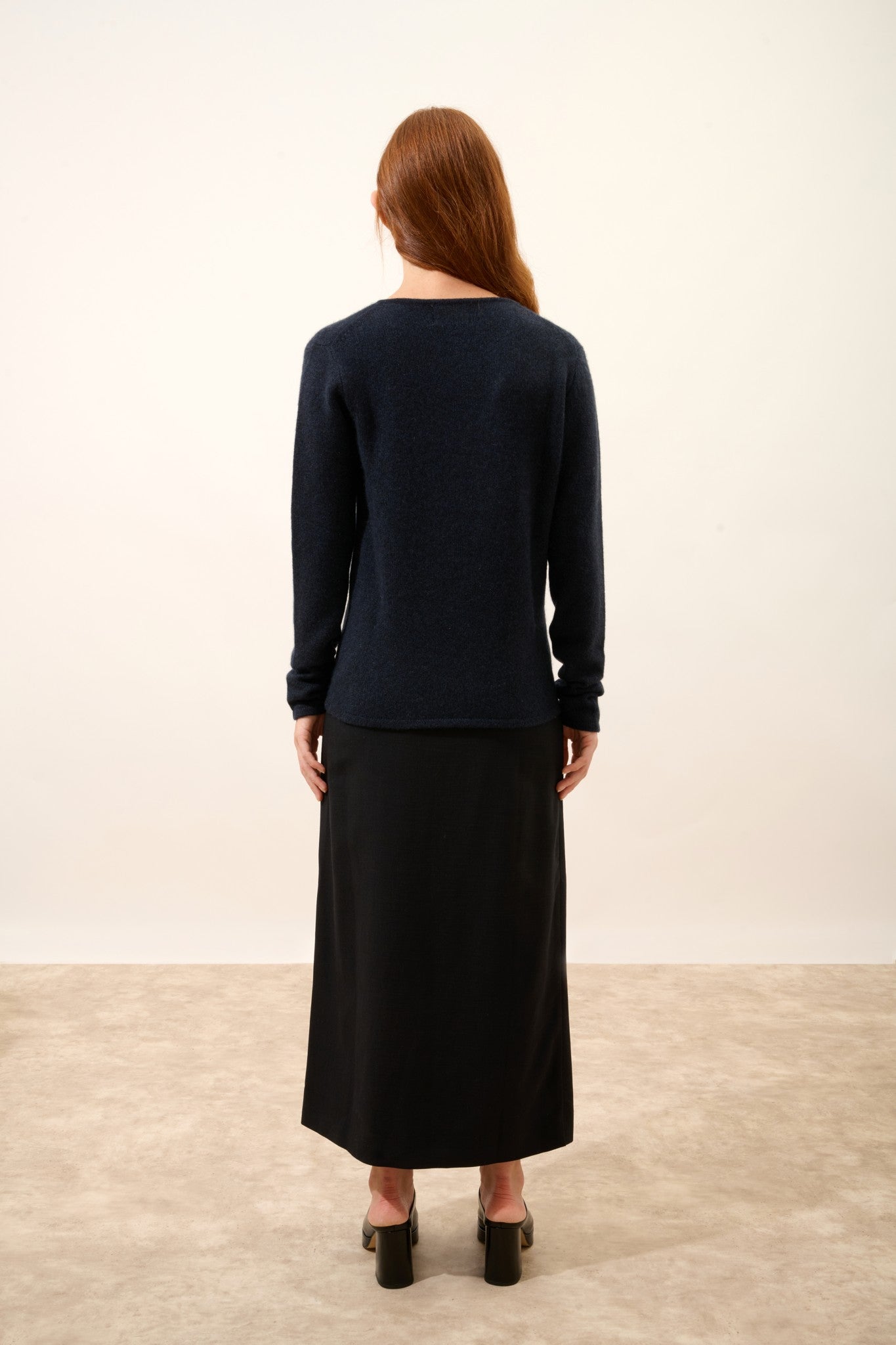 abby pull col v 4 fils caviar 100% cachemire