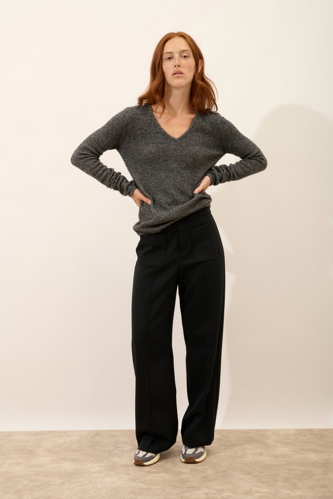 ABBY black/white 4-ply V-neck sweater