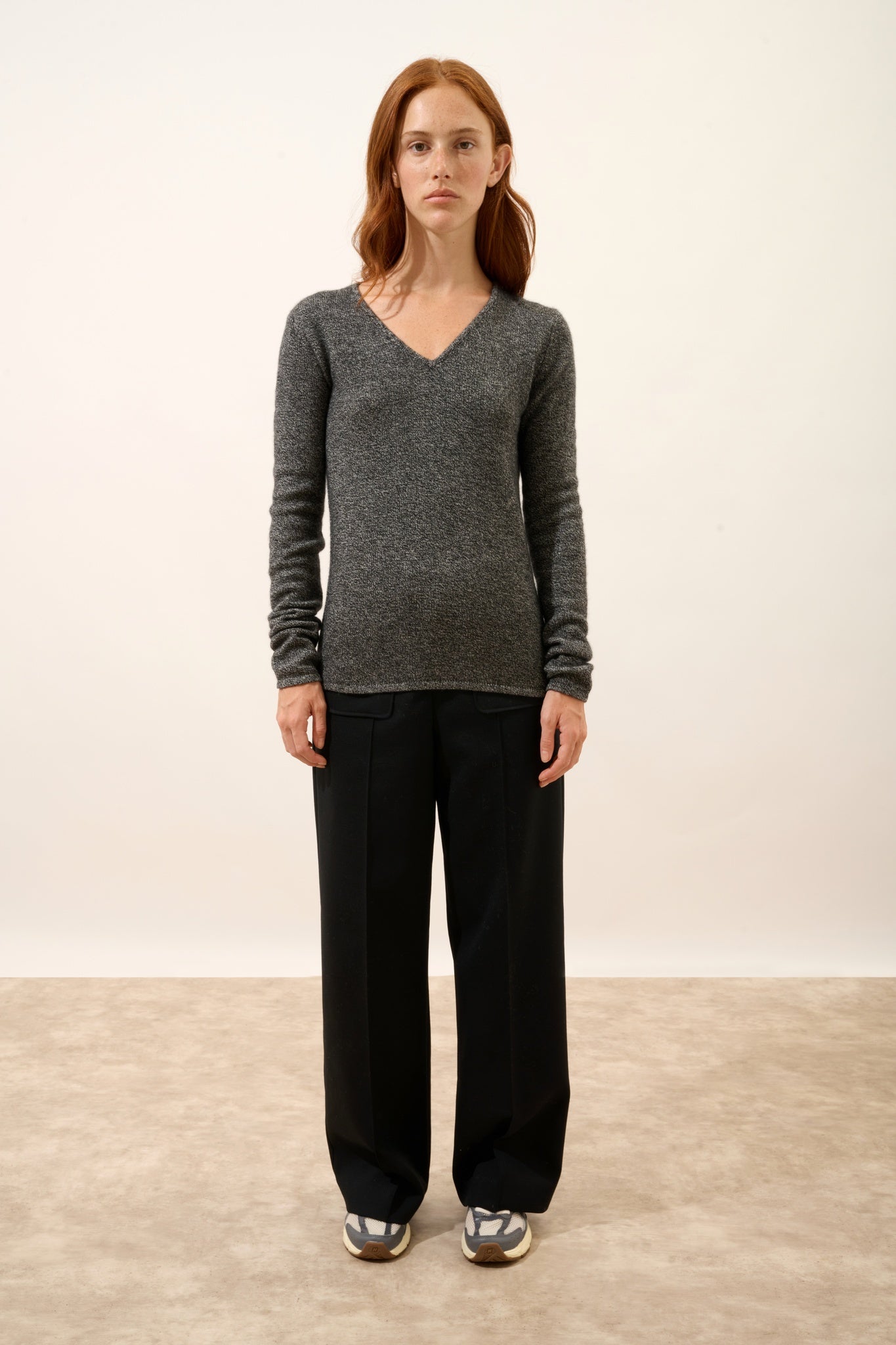 ABBY black/white 4-ply V-neck sweater