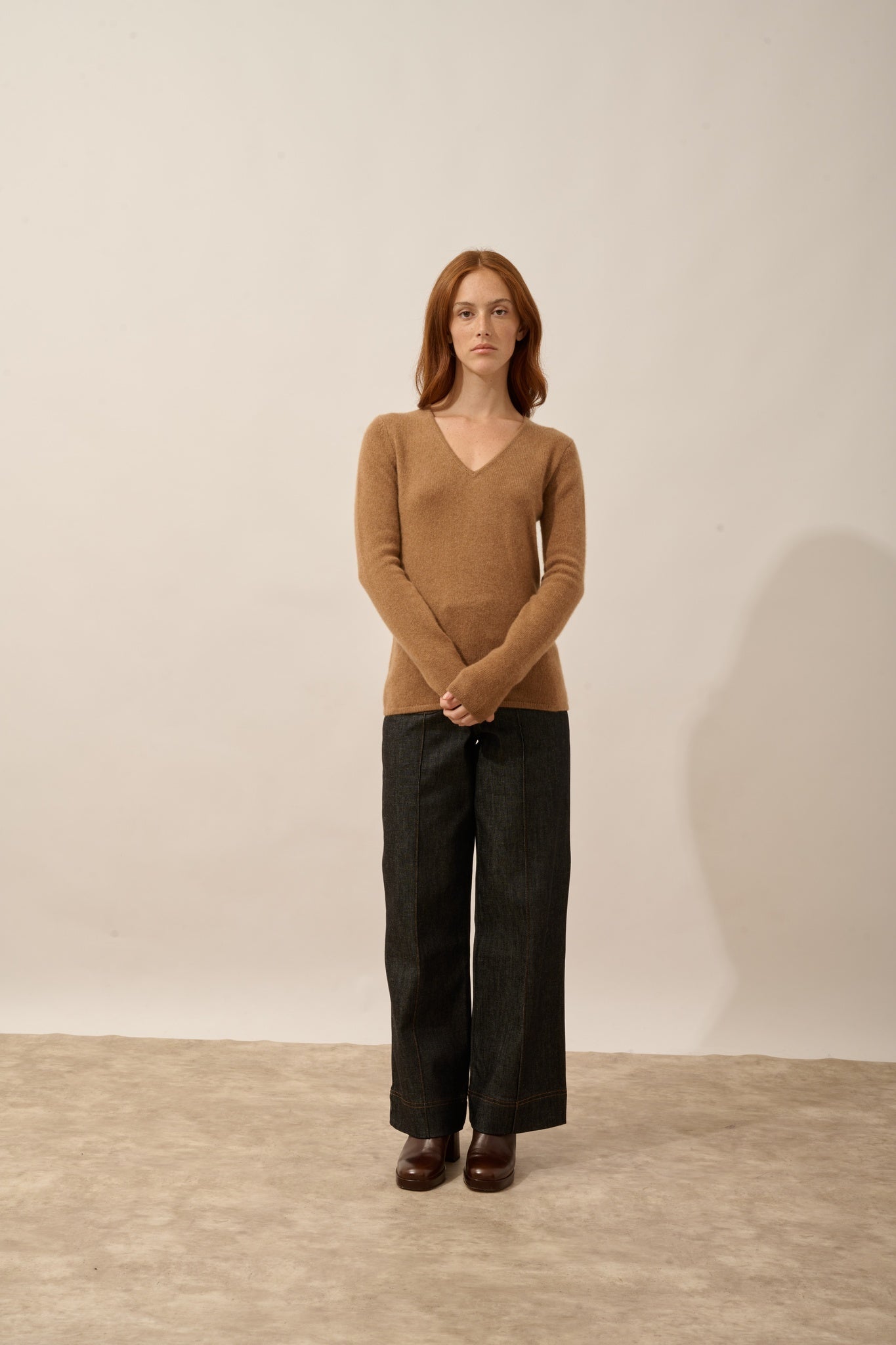 ABBY pull col v 4 fils noisette