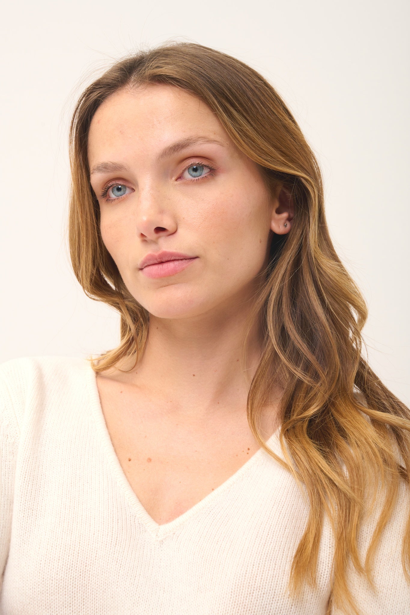 ABBY pull col v ivoire