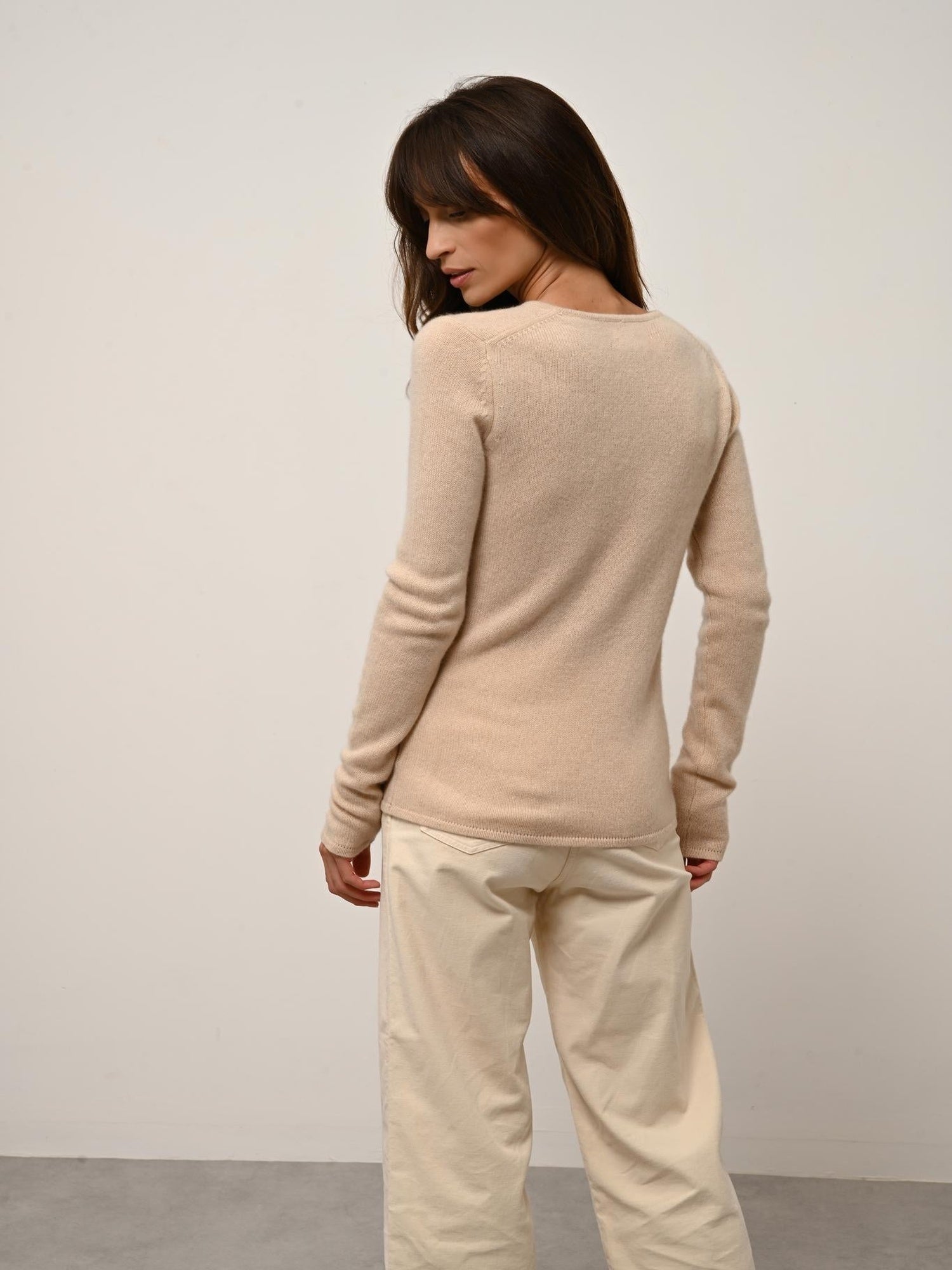 ABBY v-neck sweater sand