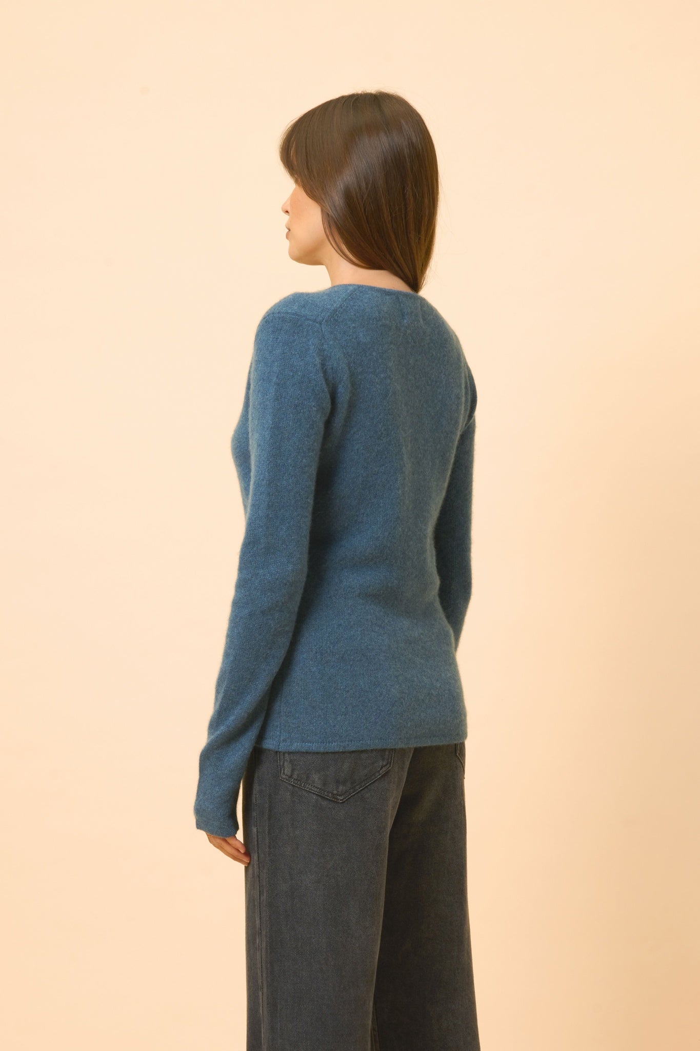 ABBY duck green heathered V-neck sweater