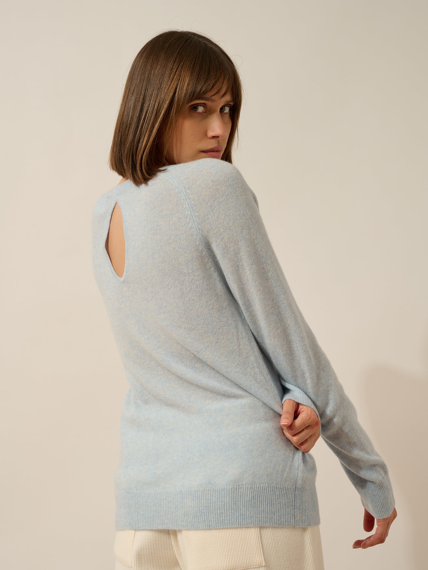 ABIGAIL pull col bateau goutte dos bleu clair chiné