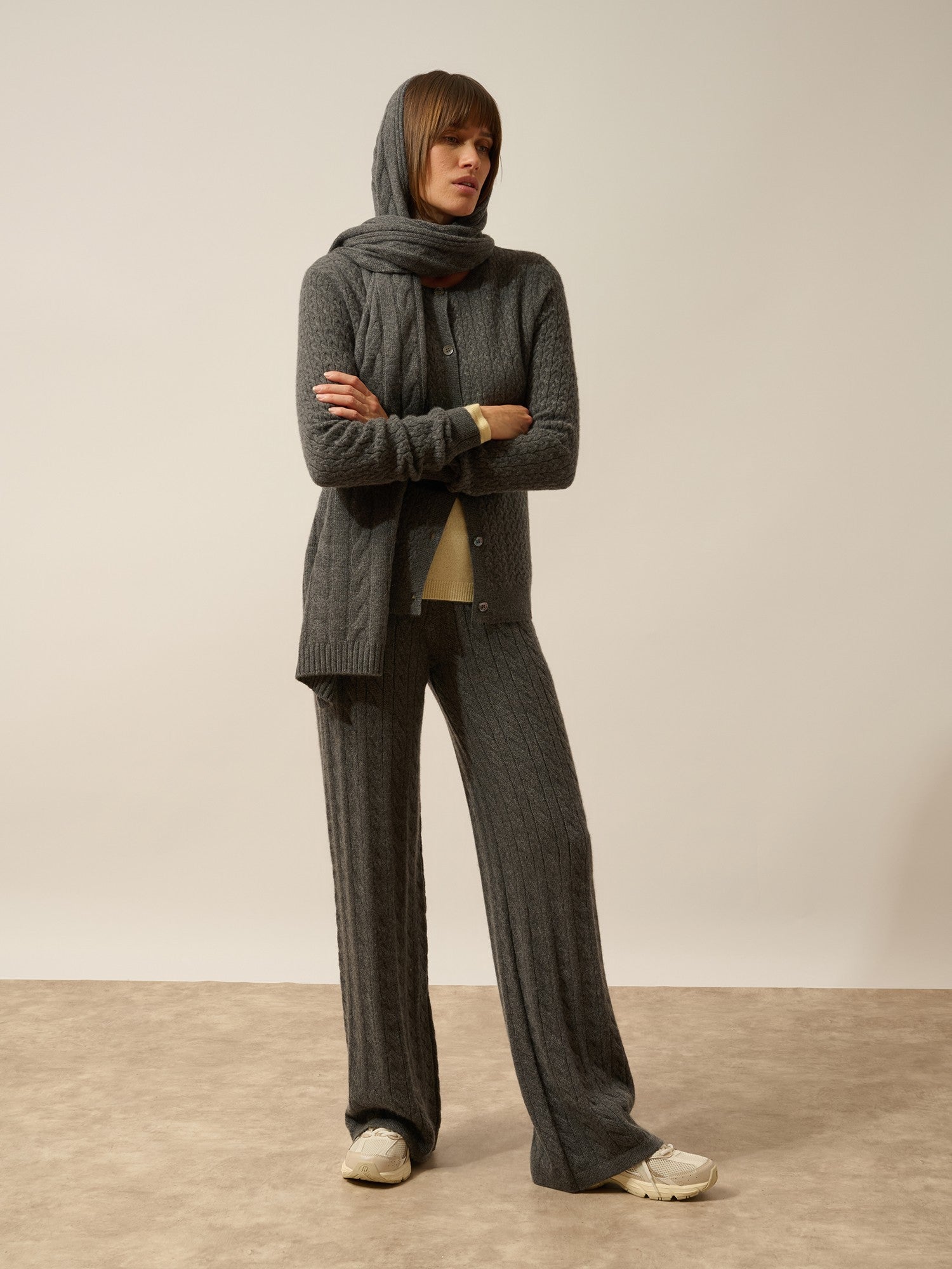 aelith 4-ply anthracite heather scarf