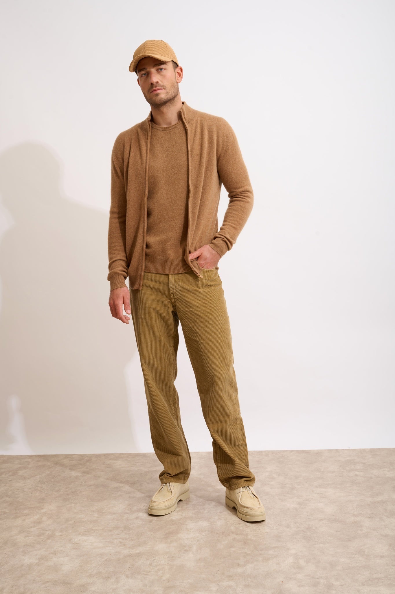 ALAN gilet zippé col montant noisette