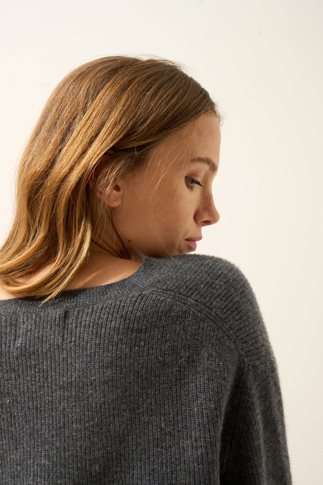 ALENIA pull col v anthracite chiné