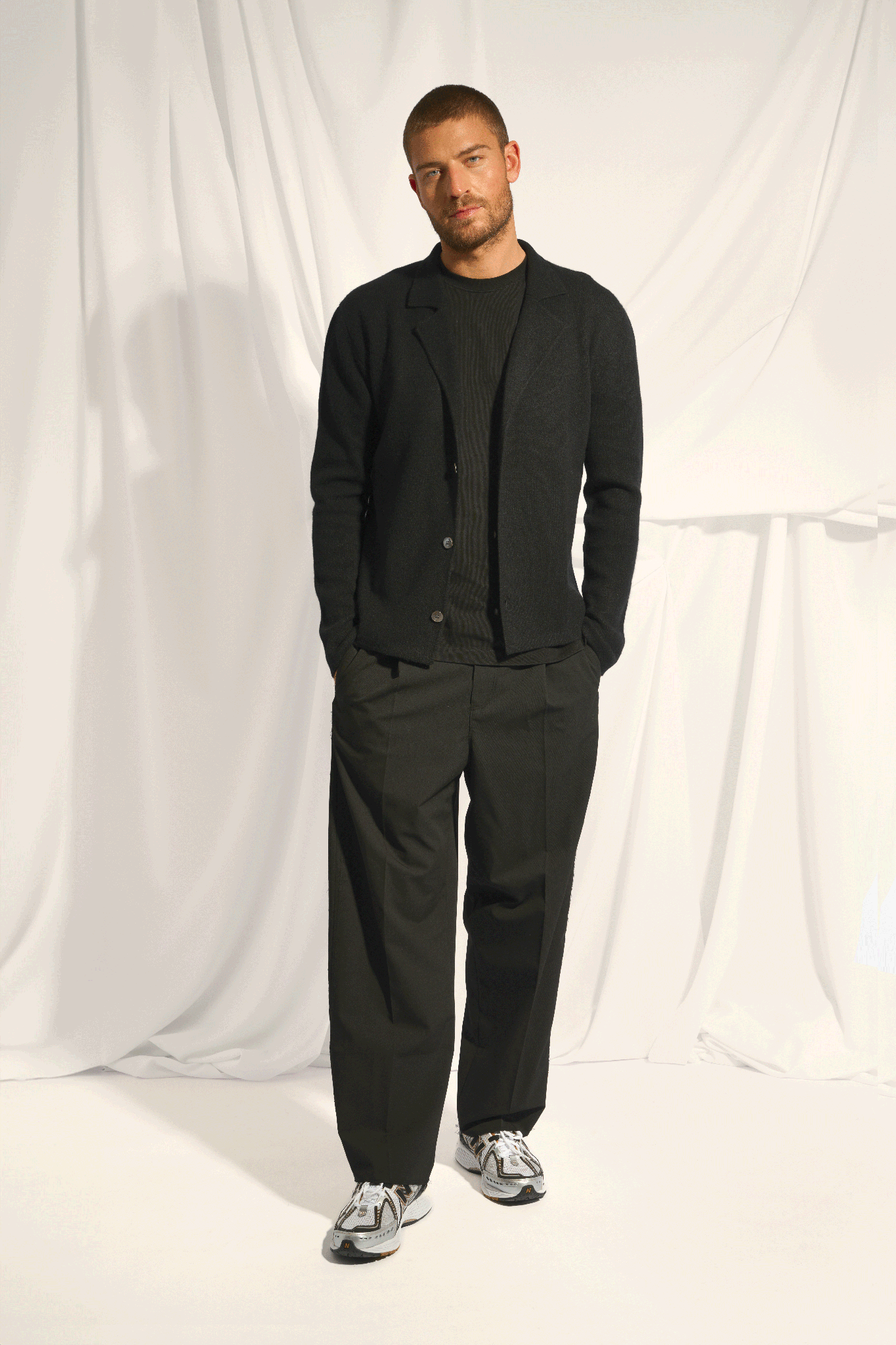 ALVAR black tailored collar jacket