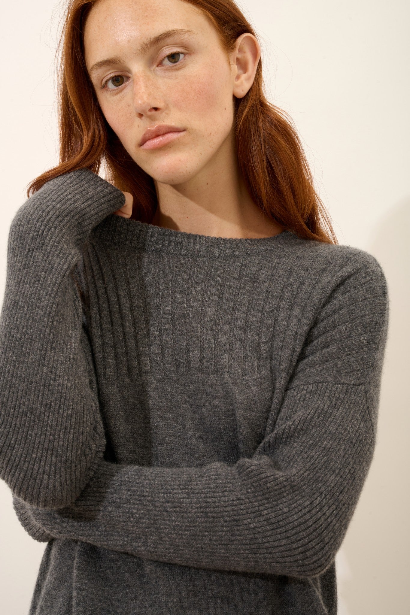 alveris pull col rond anthracite chiné 100% cachemire