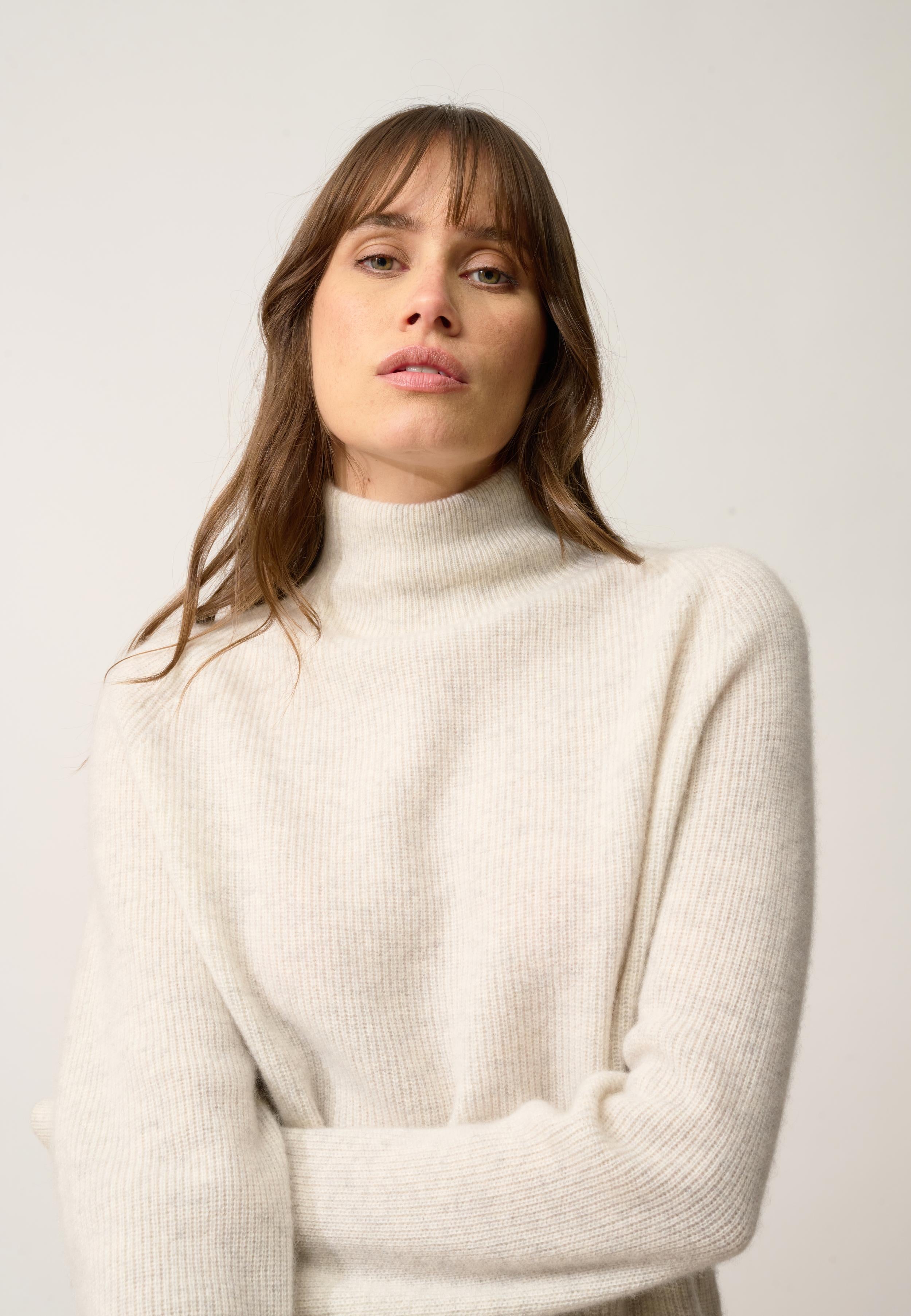 ALYSSA pull col montant gris perle chiné