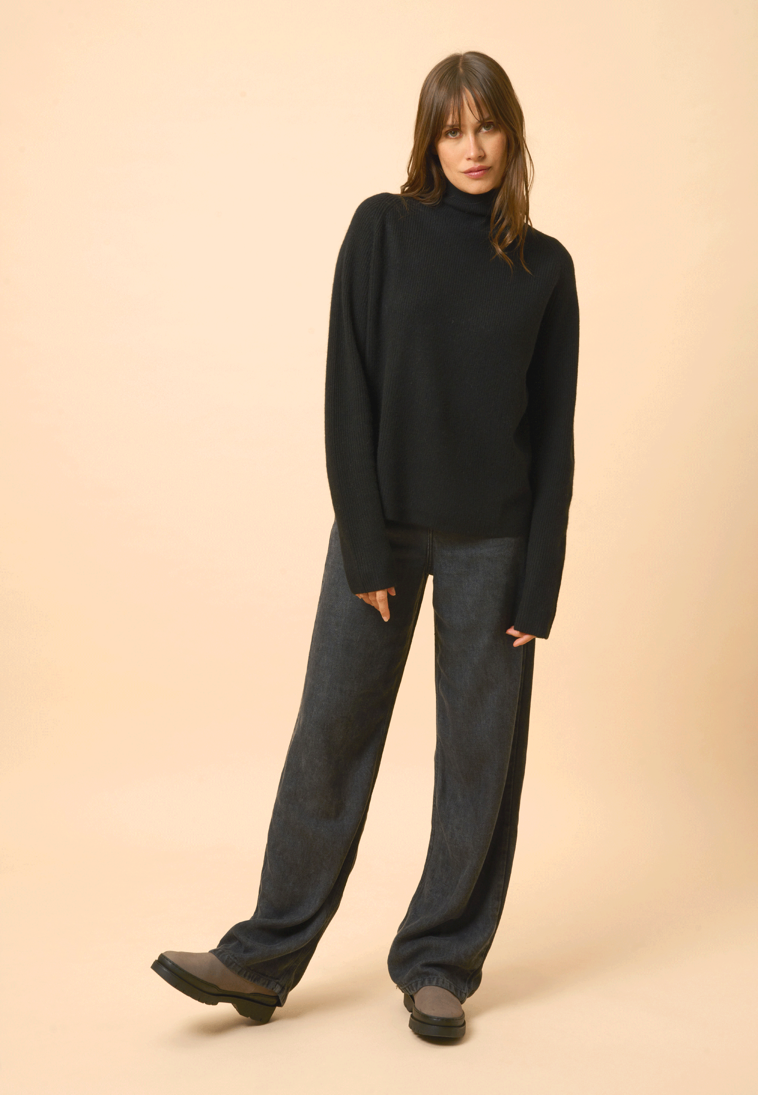ALYSSA pull col montant noir