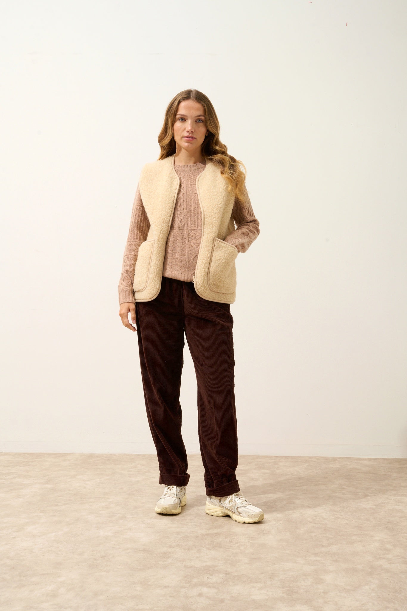 AMALA pull col rond camel chiné