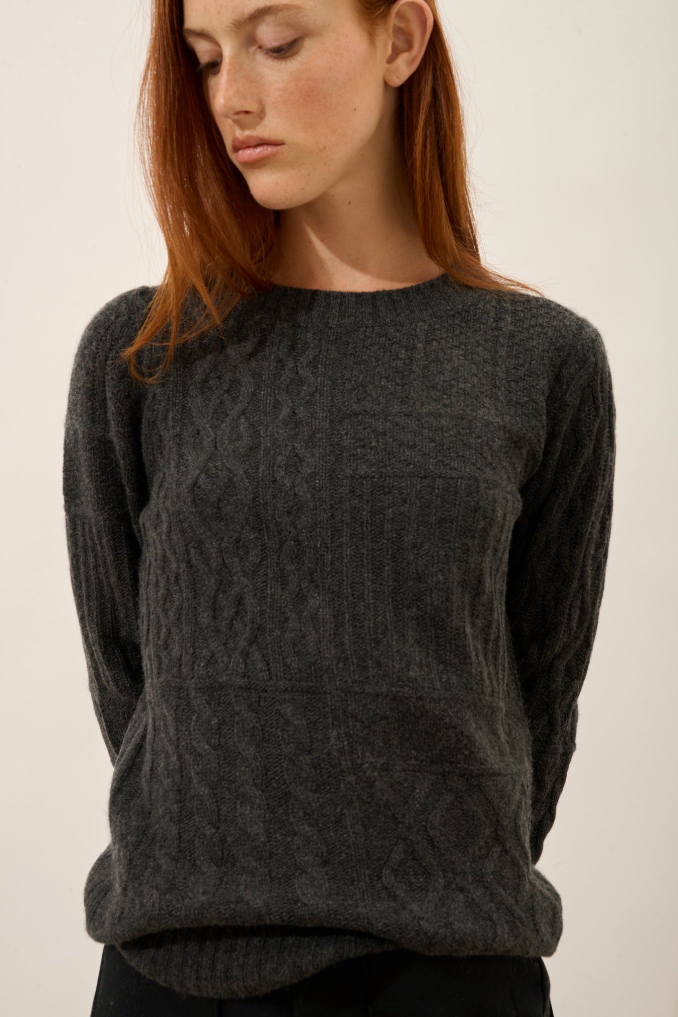 AMALA pull col rond carbone chiné