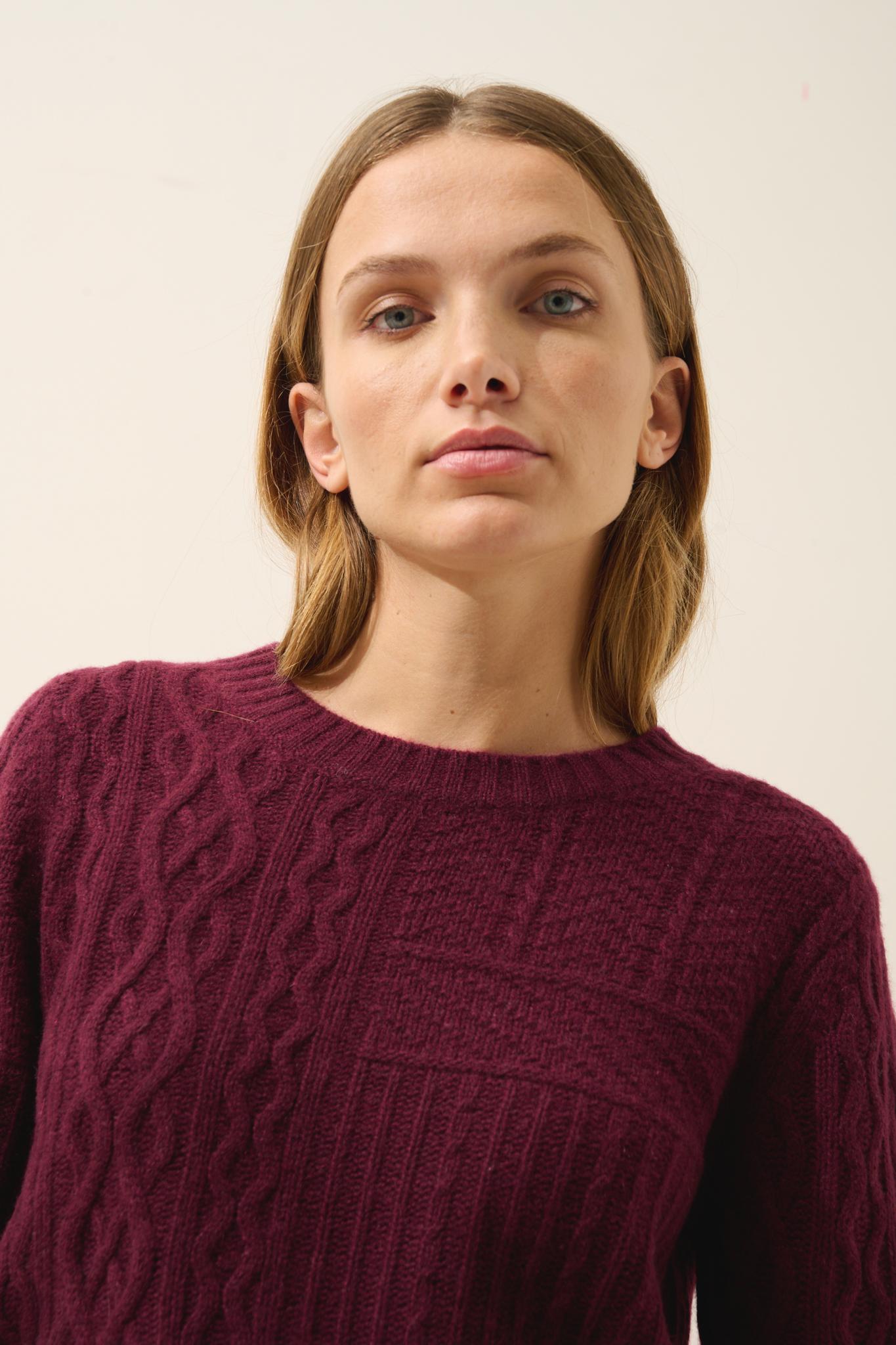 AMALA pull col rond mûre