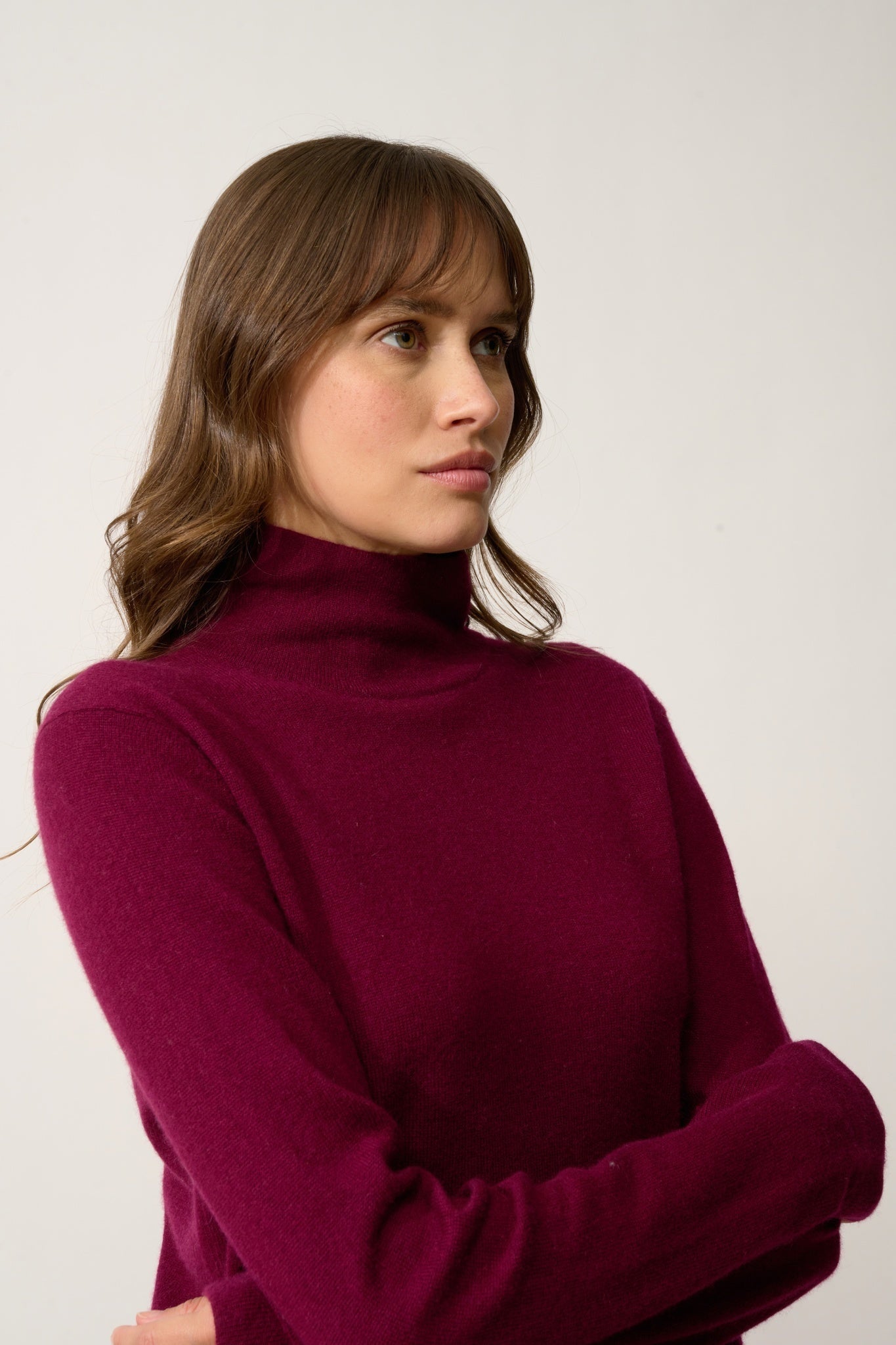 AMBRE pull col montant bordeaux
