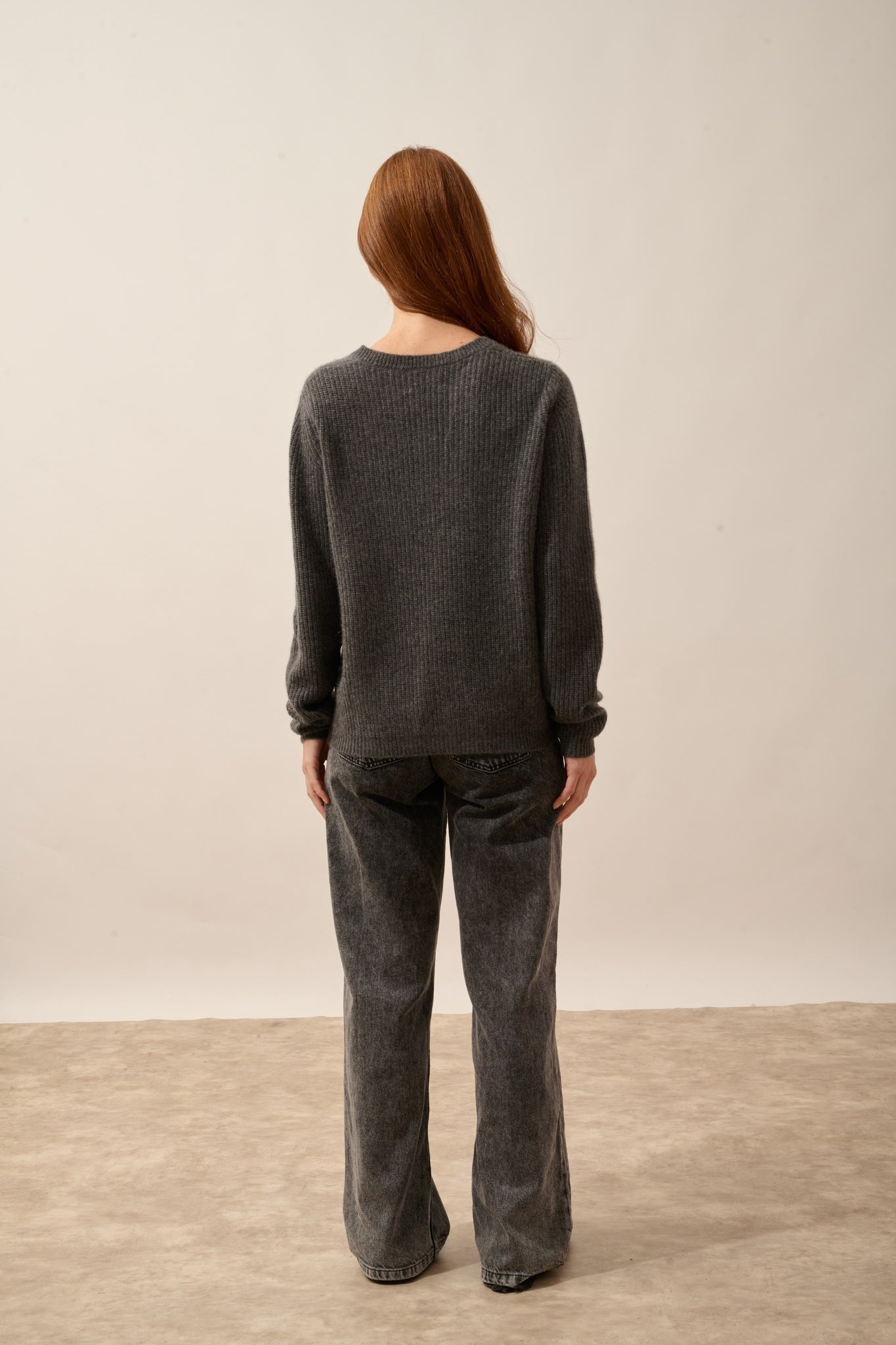 AMRITA pull col v 4 fils anthracite chiné