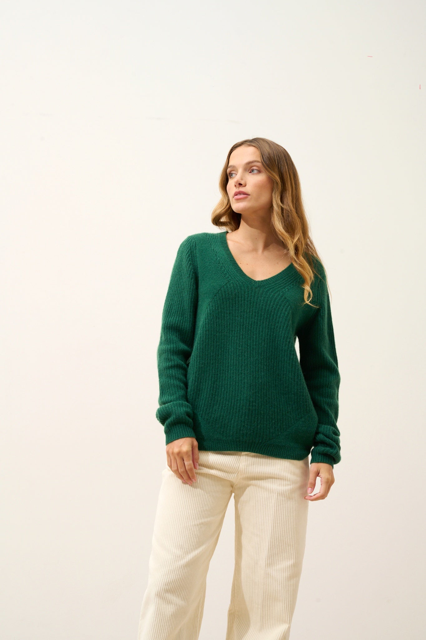 AMRITA pull col v sapin