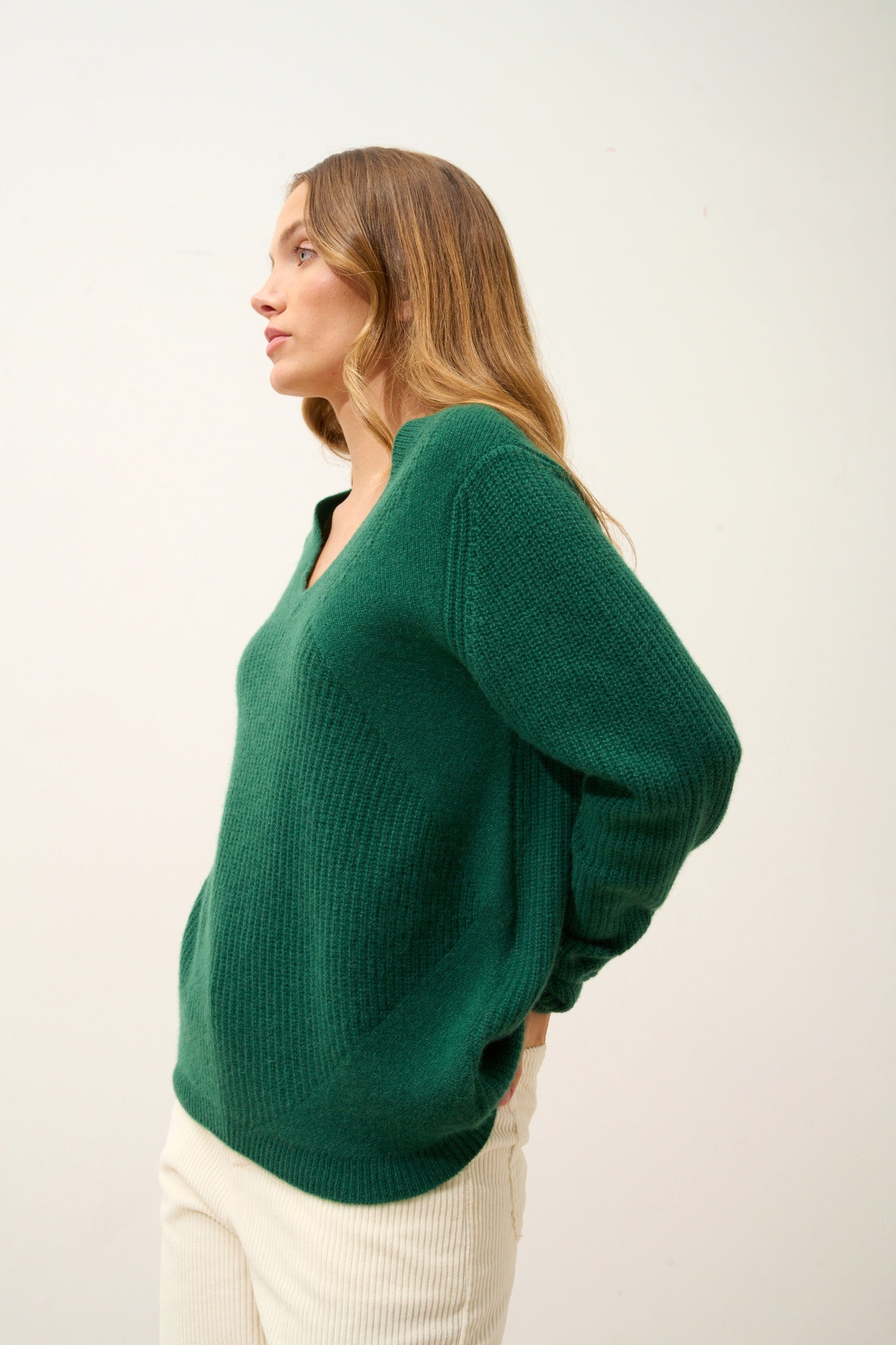 AMRITA v-neck sweater fir