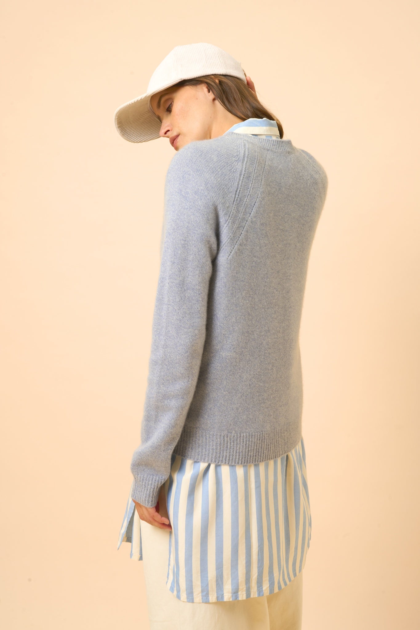 AREQUIPA pull col rond bleu ivoire