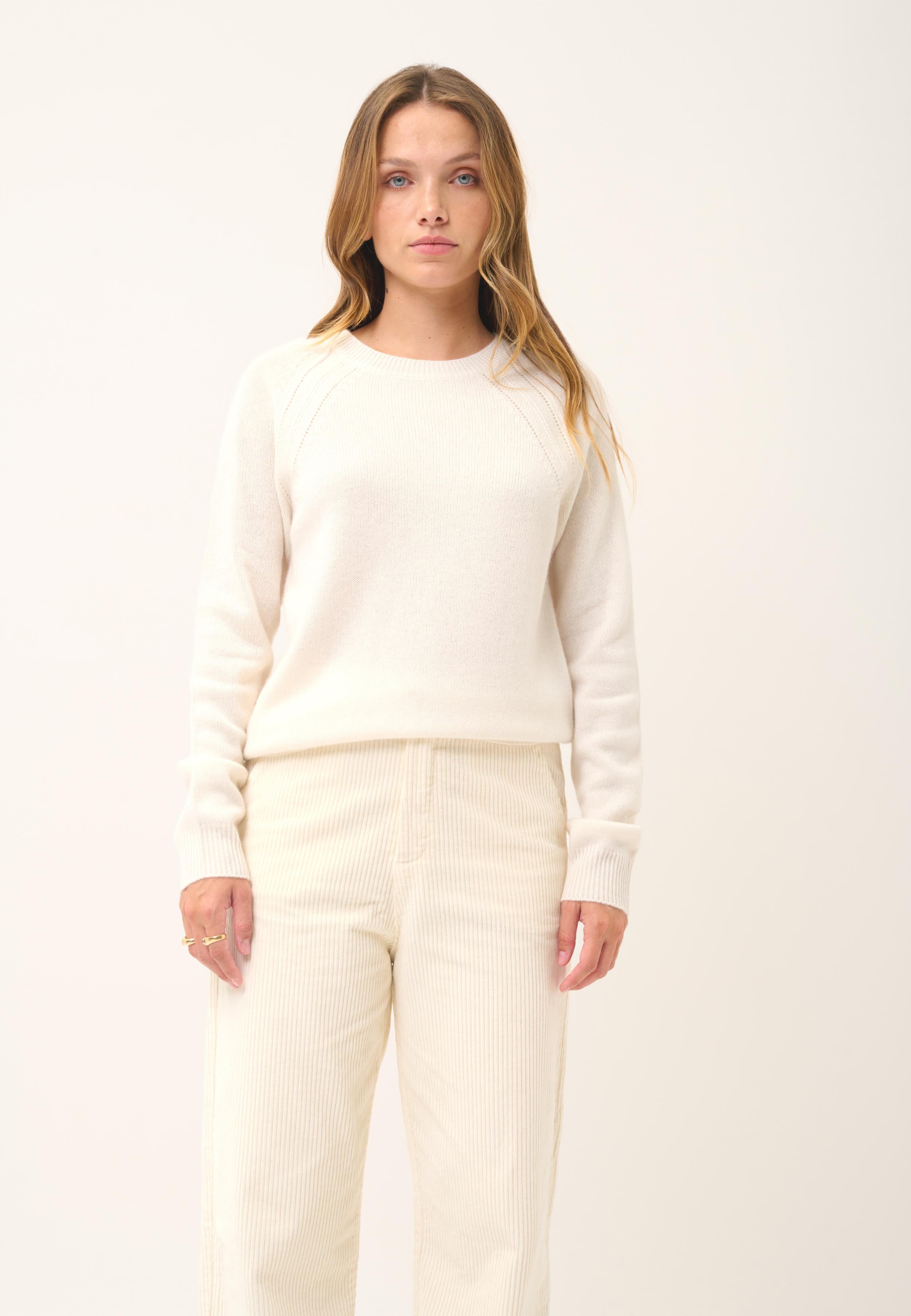 AREQUIPA round-neck sweater ivory