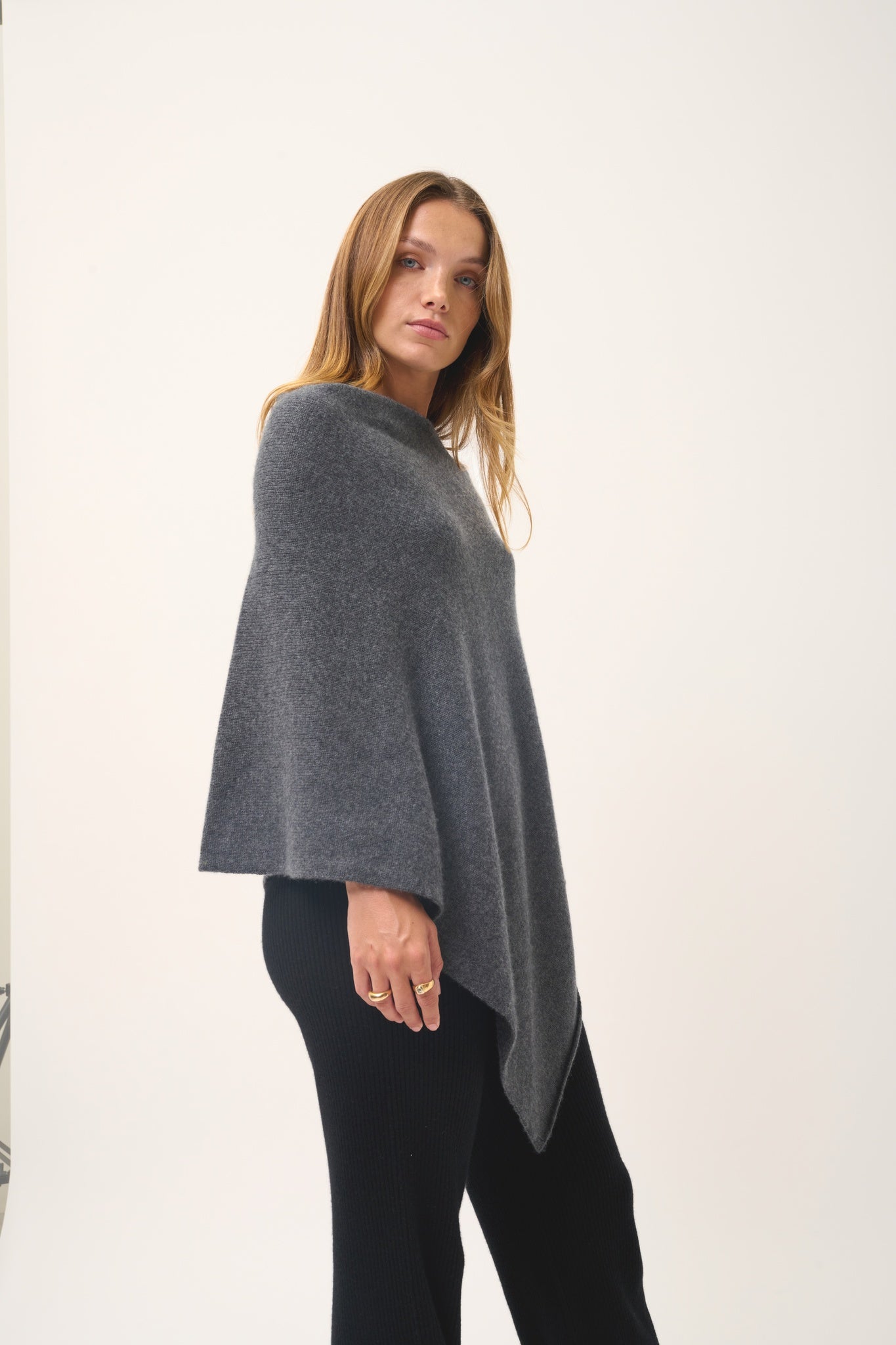 ASHLEY poncho col bateau anthracite chiné