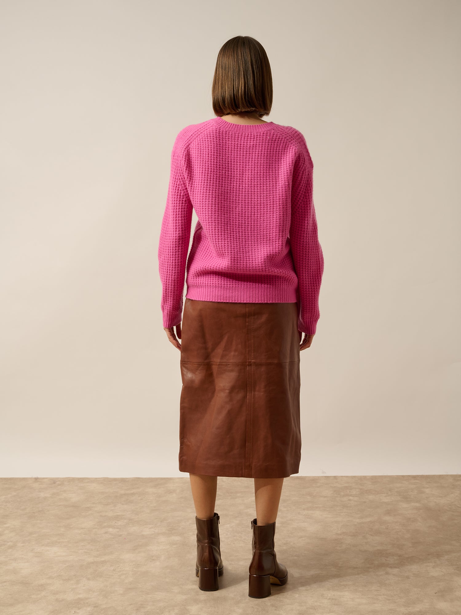 ASSAM 6-ply round neck sweater in pink