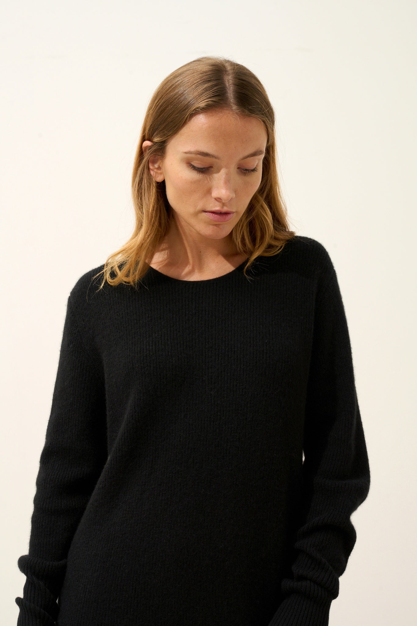 AURÉLINE robe col rond noir