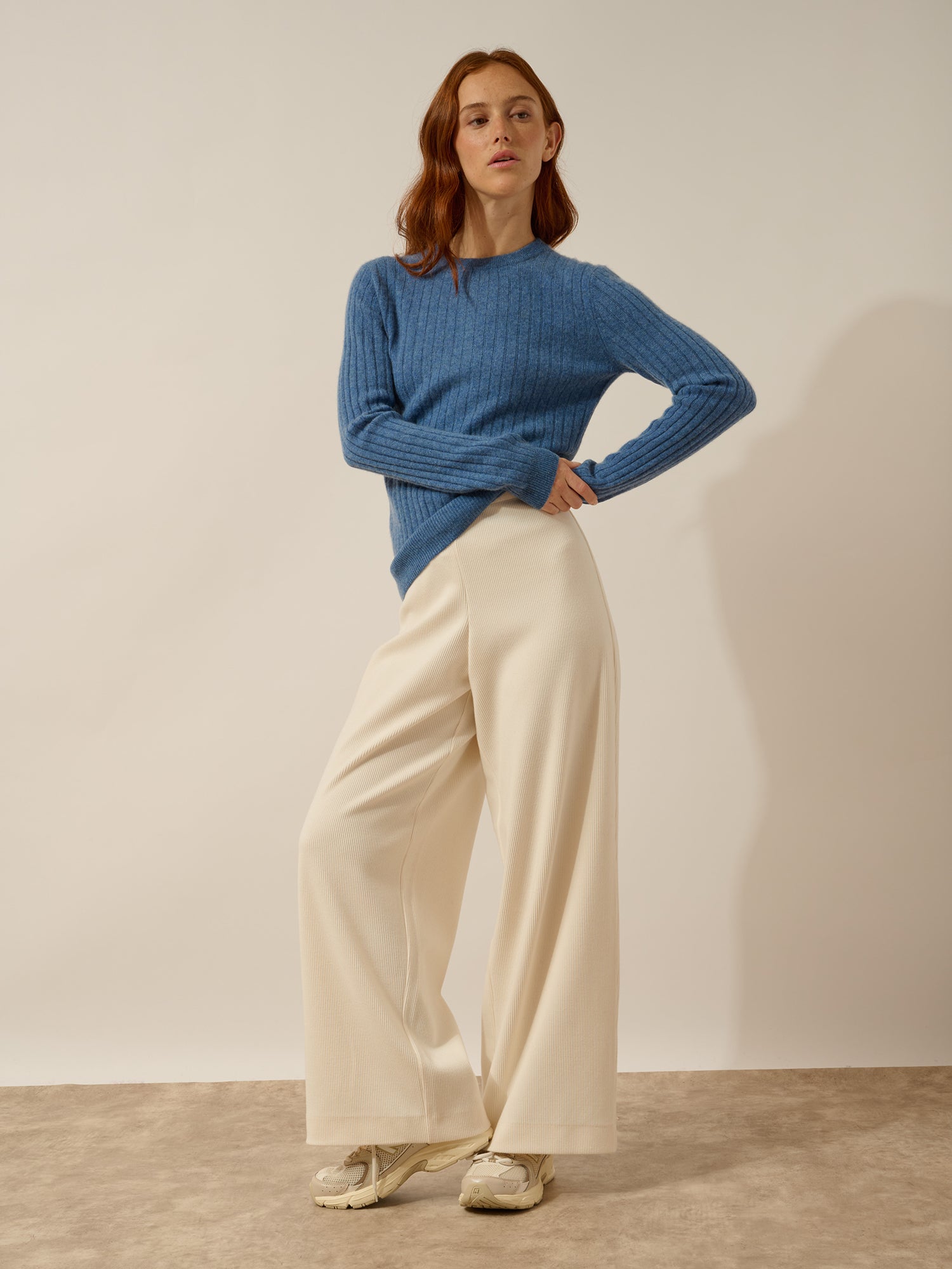 AVANA pull col rond bleu denim