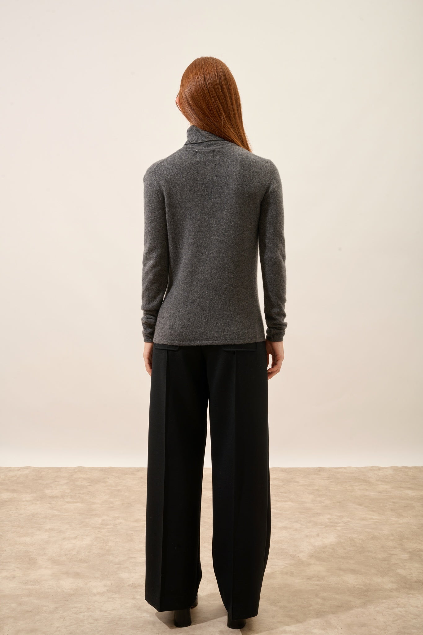 AVA pull col roulé anthracite chiné