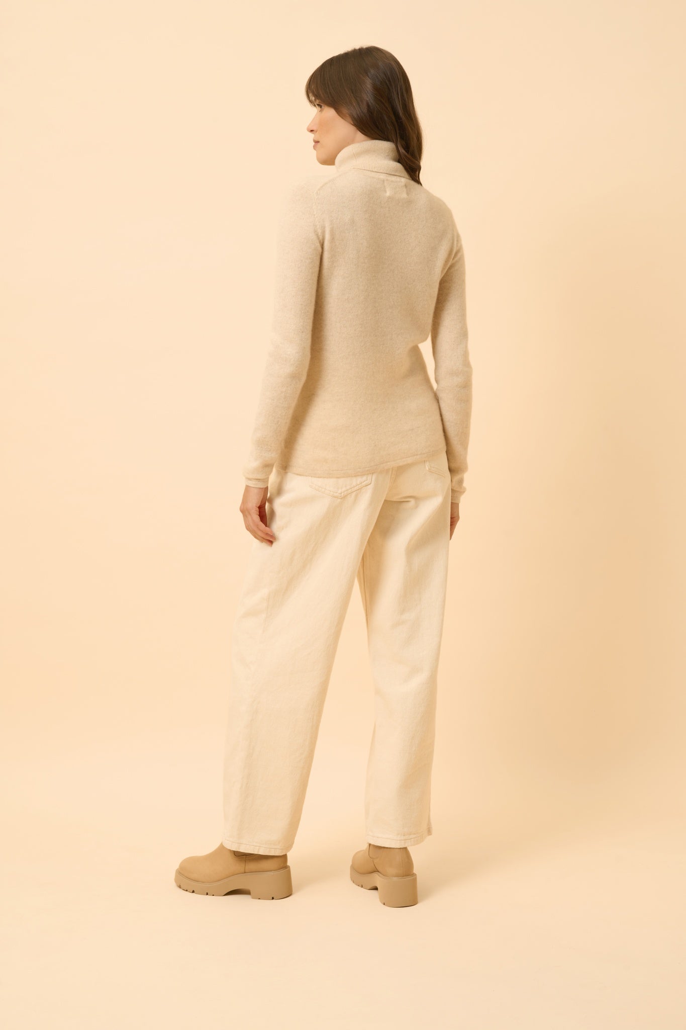 AVA pull col roulé avoine