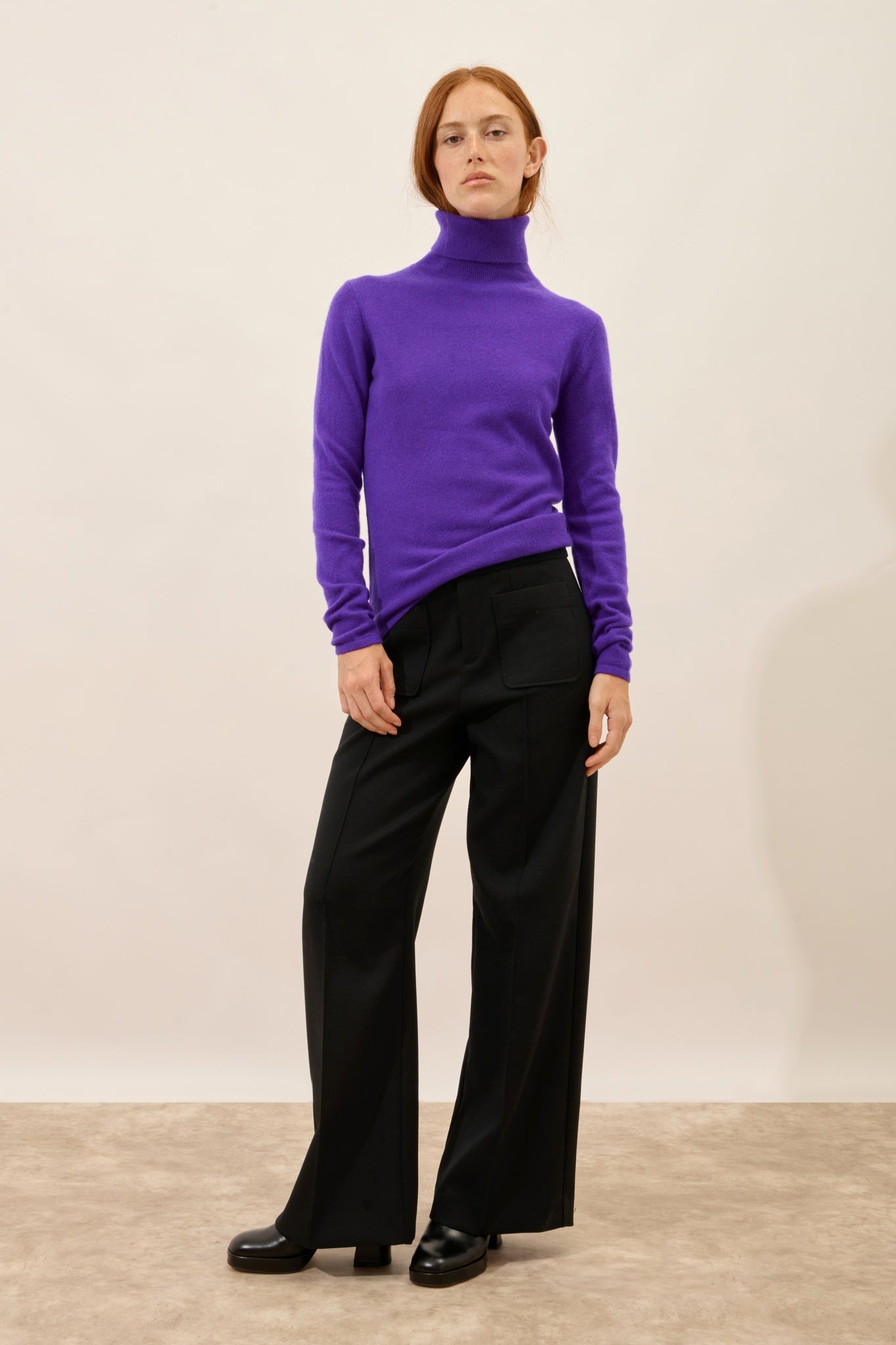 AVA pull col roulé gentiane