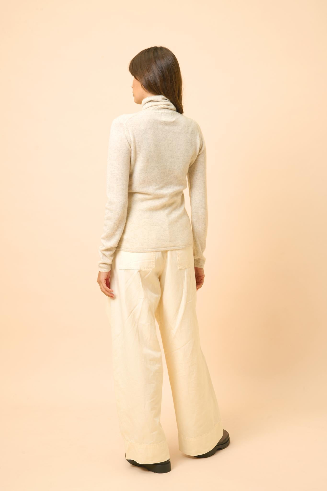 AVA pull col roulé gris perle chiné