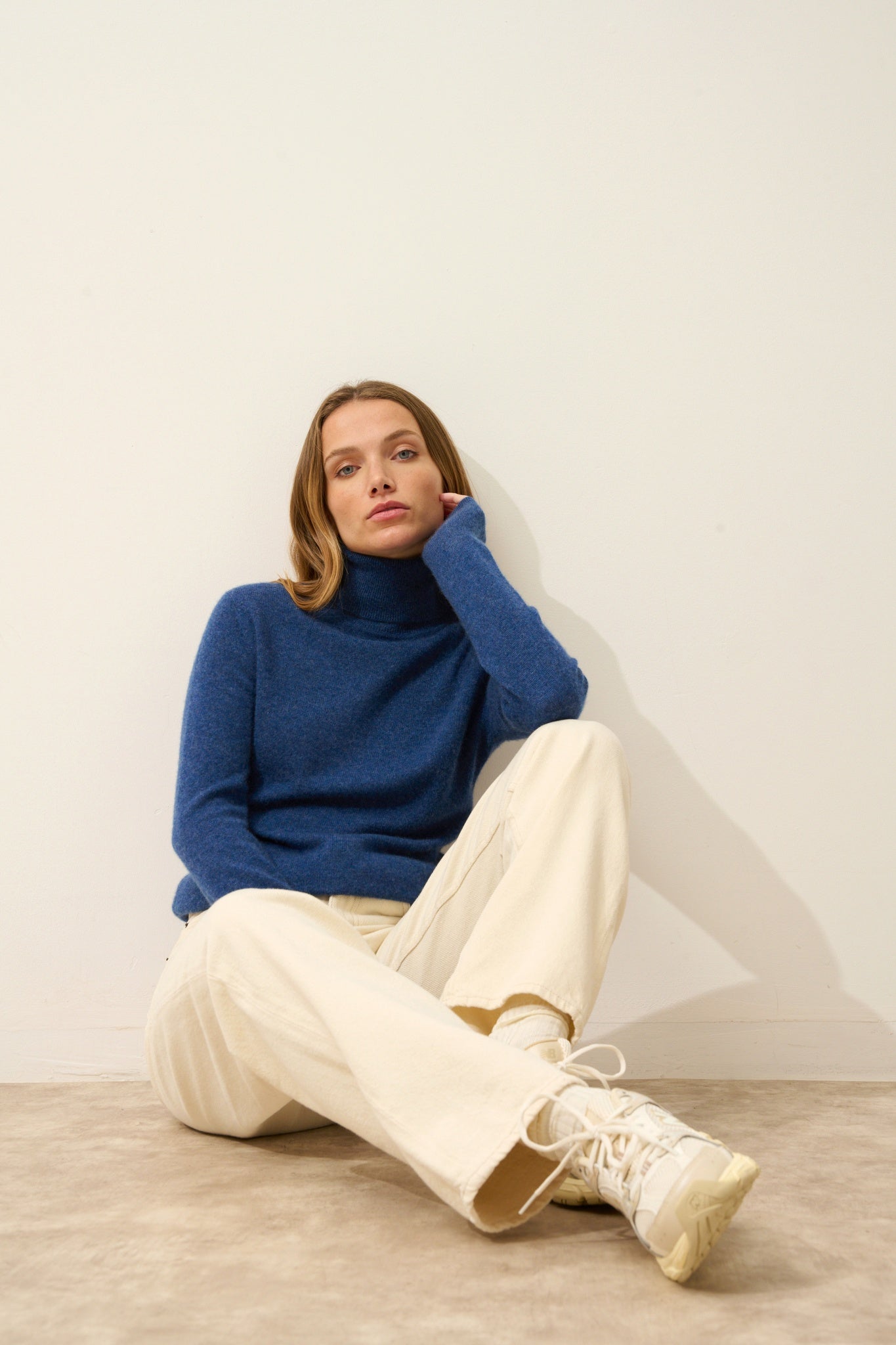 AVA pull col roulé ocean chiné