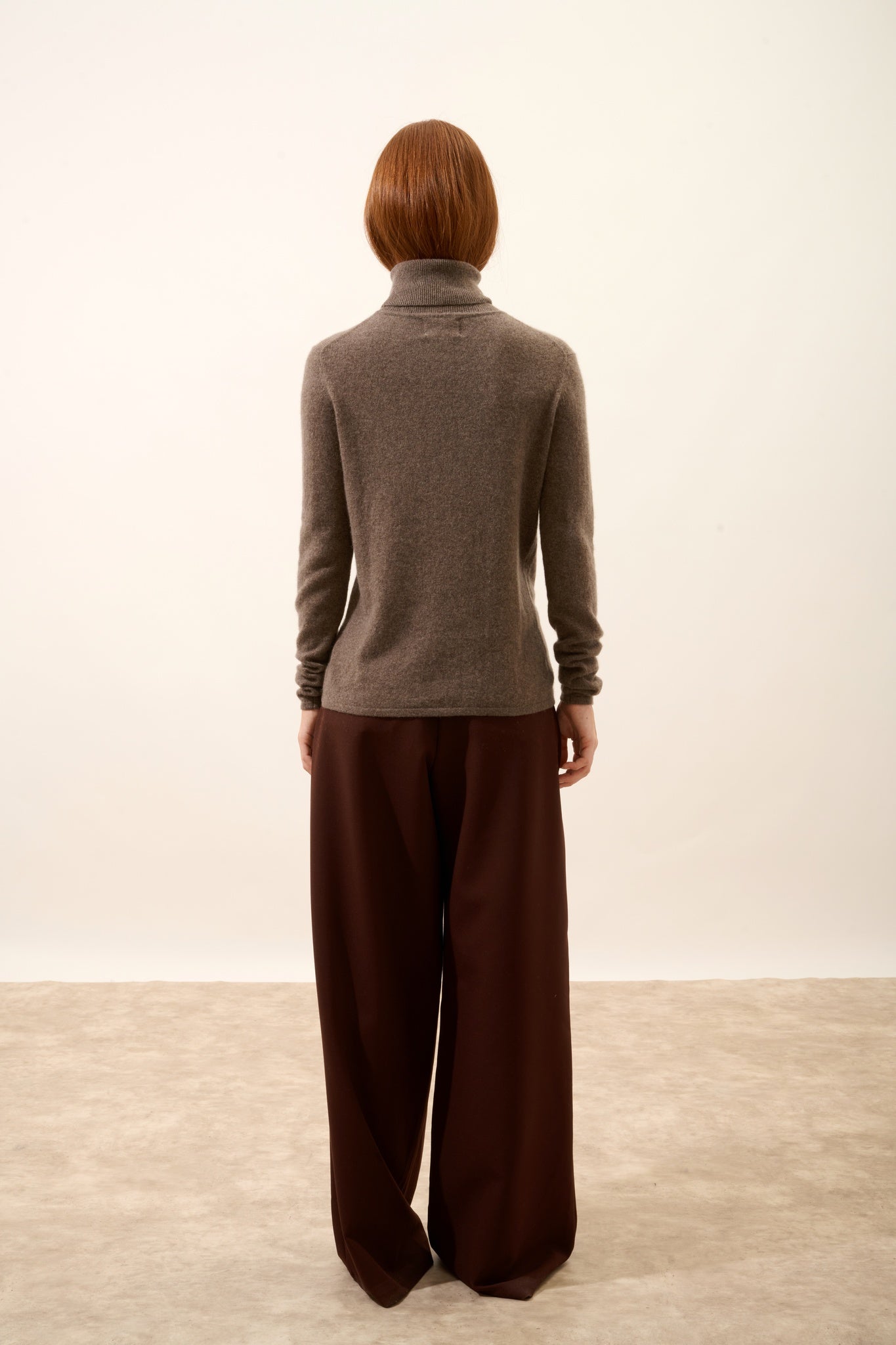 AVA pull col roulé taupe chiné