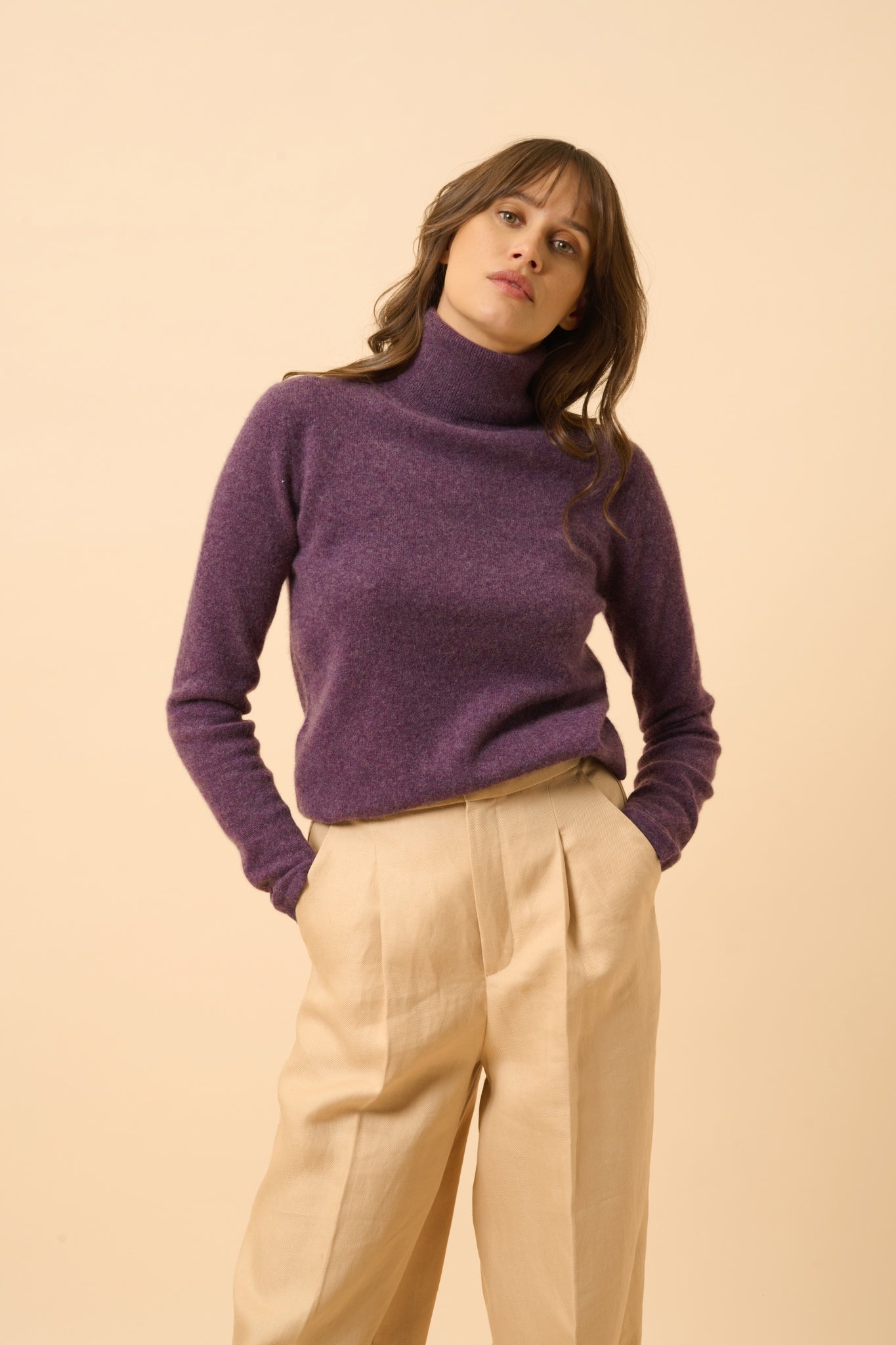 AVA pull col roulé violet chiné