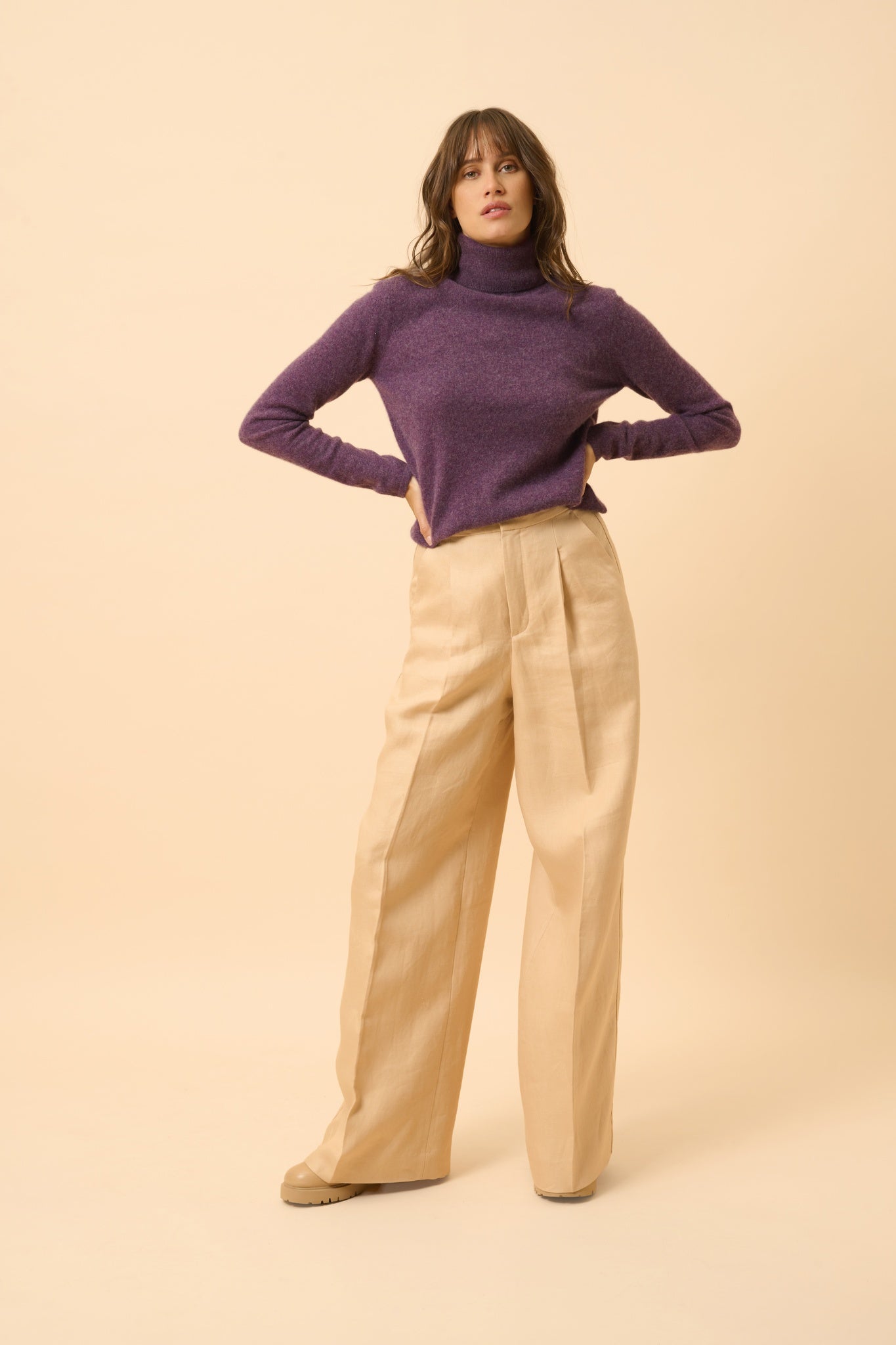 AVA pull col roulé violet chiné