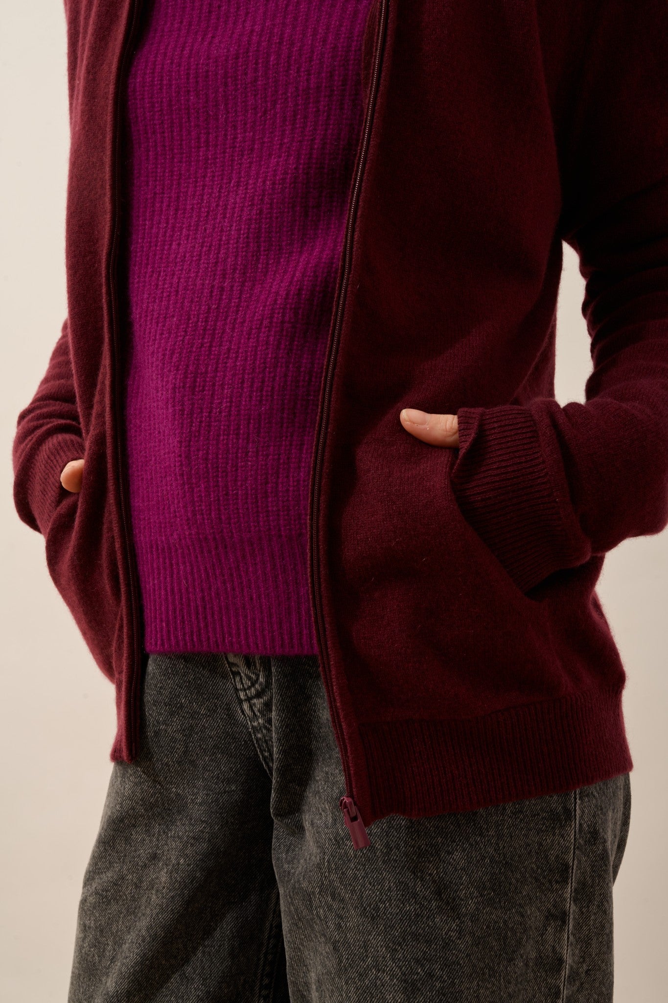 ayr gilet zippé col montant mûre