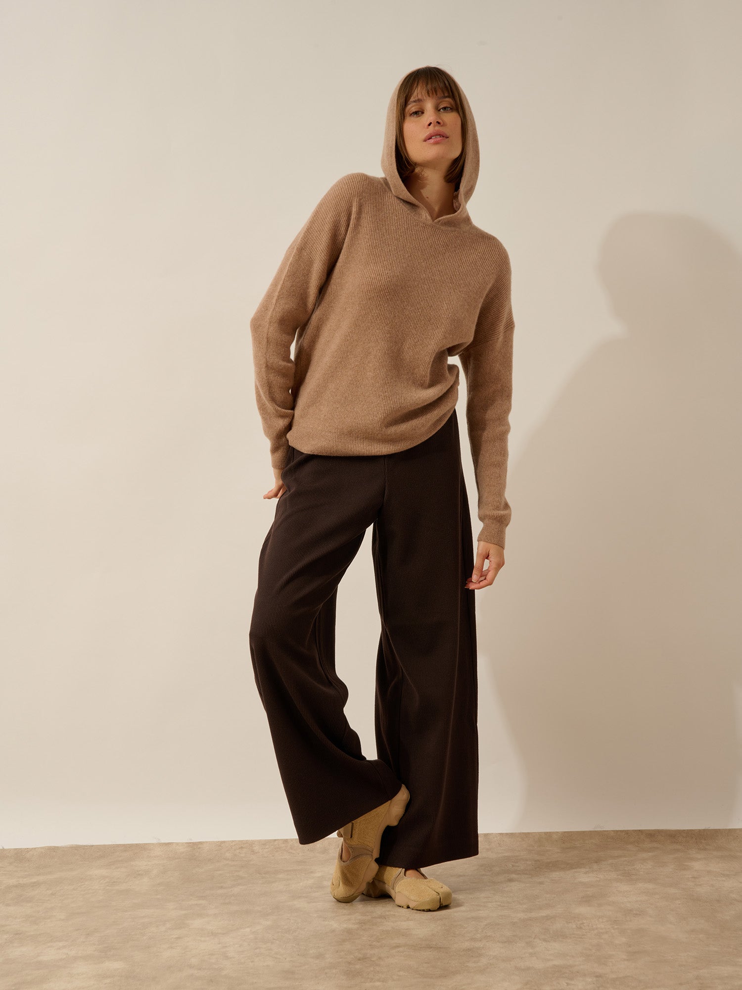 BEELE pull capuche camel chiné