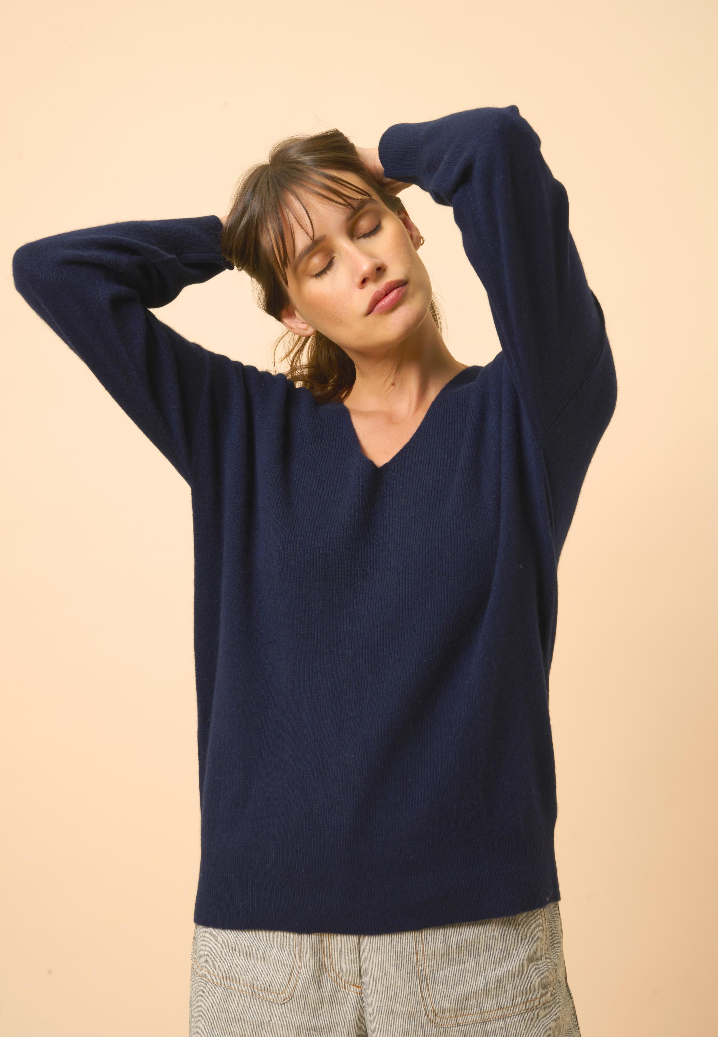 BIRSE v-neck sweater navy