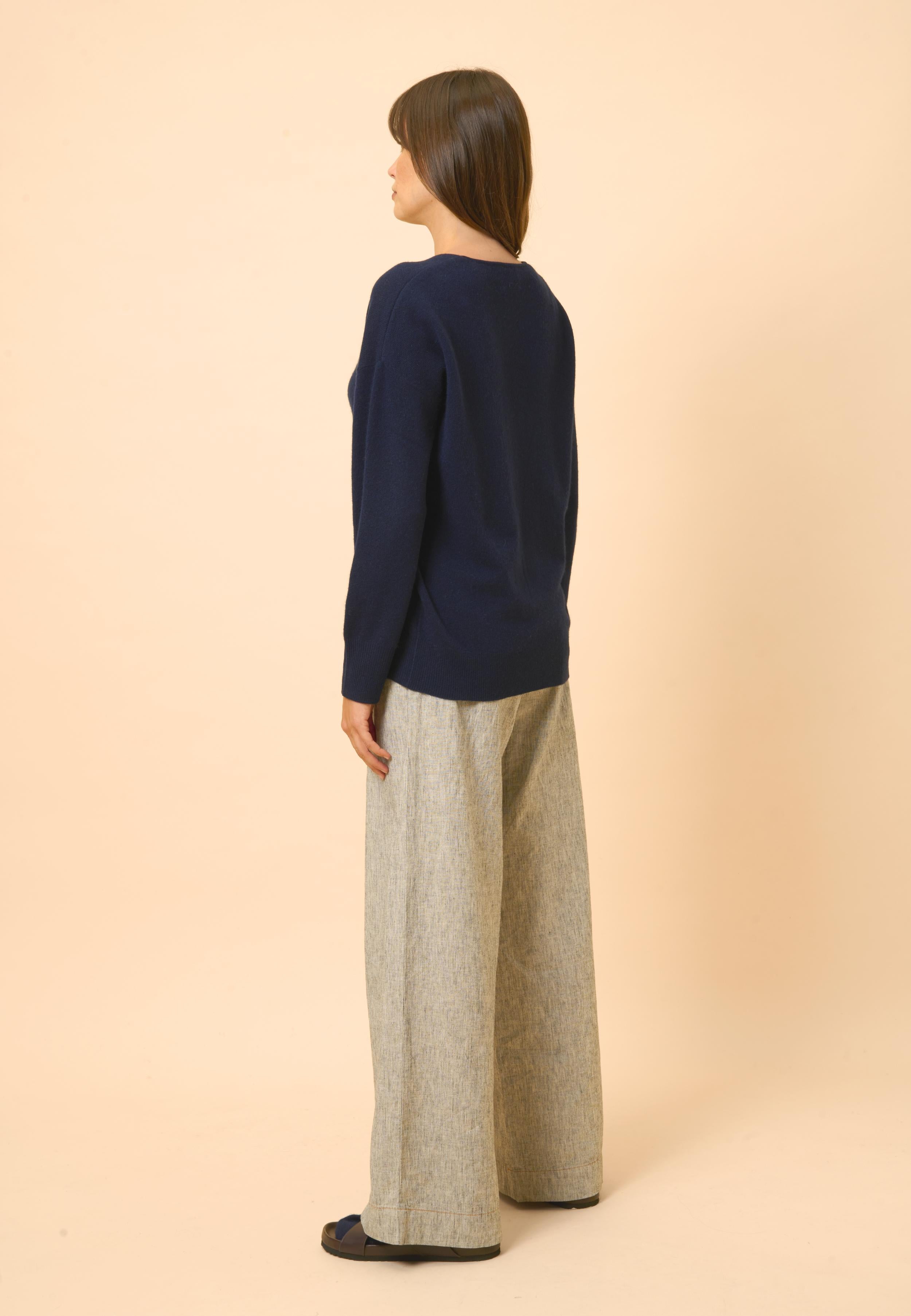 BIRSE v-neck sweater navy