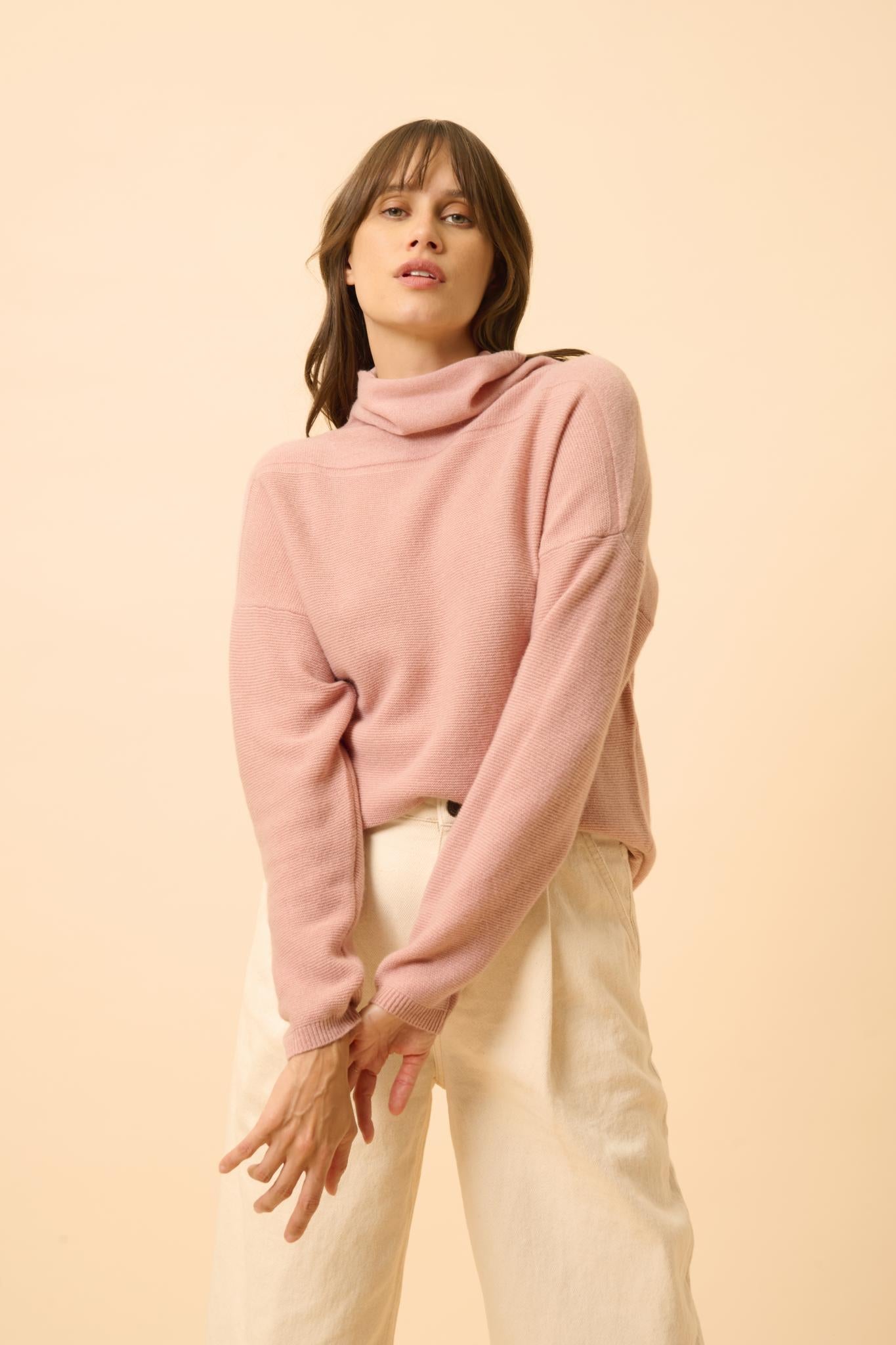 BLANTYRE rosewood turtleneck sweater