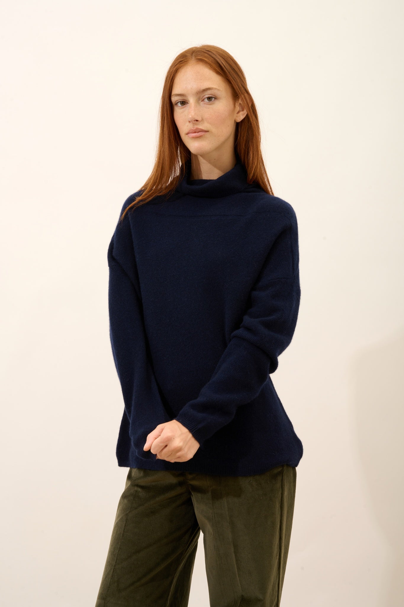 BLANTYRE navy turtleneck sweater
