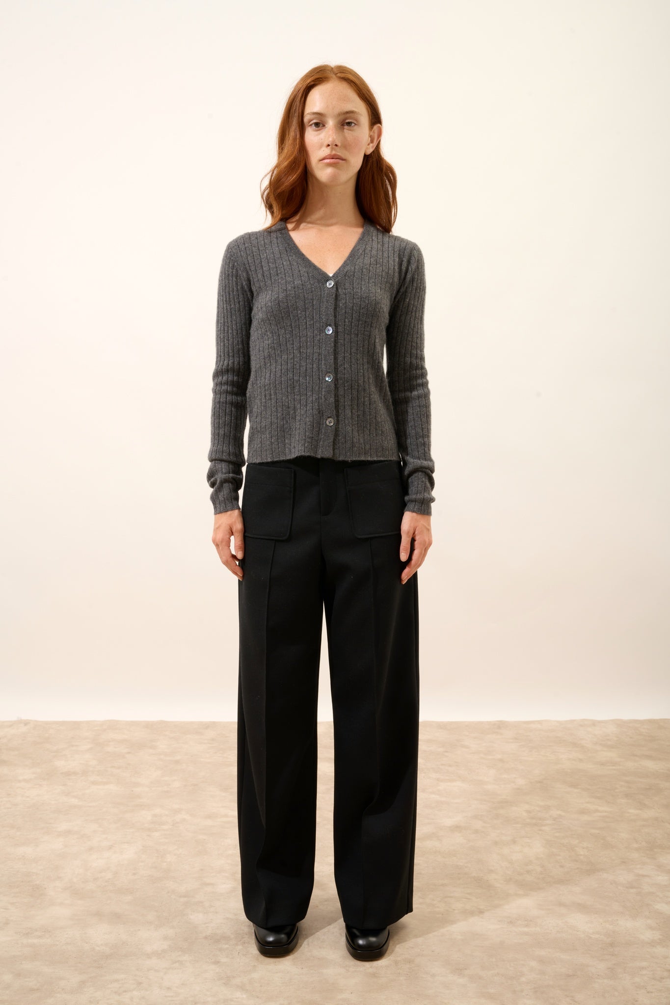 CAMILLE cardigan with V-neck in heathered anthracite