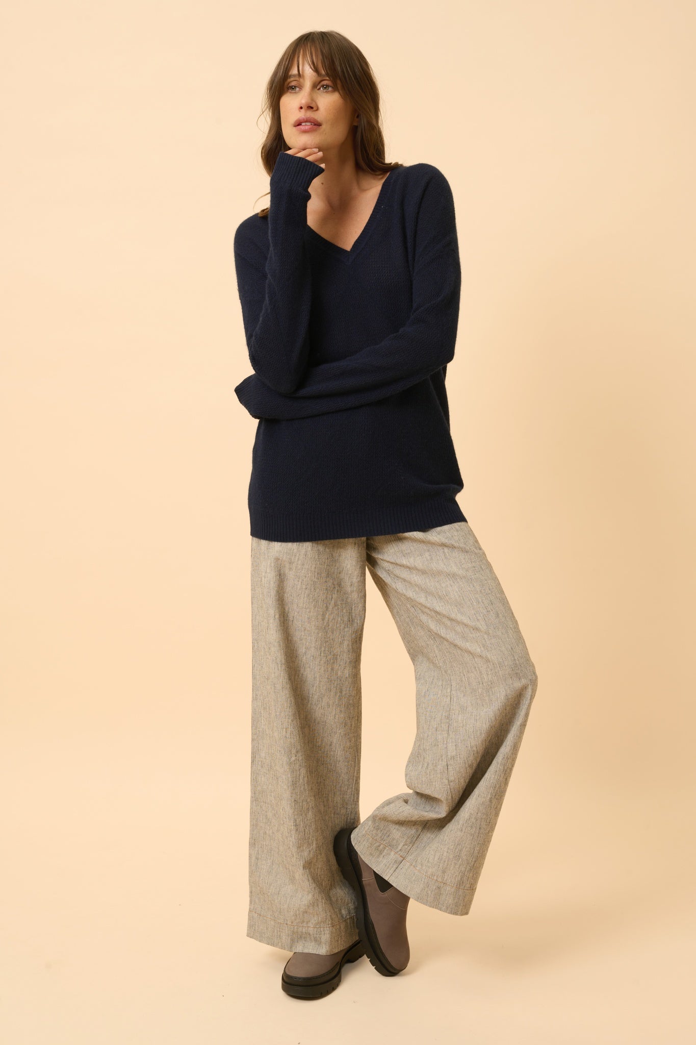 CAPUCINE v-neck sweater navy