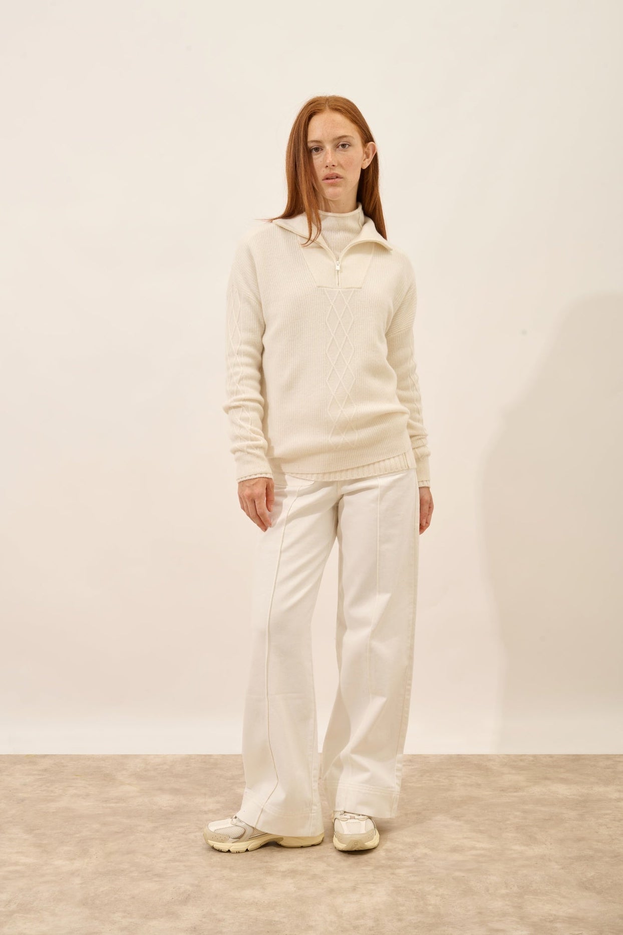 CASSIOPÉE ivory trucker sweater