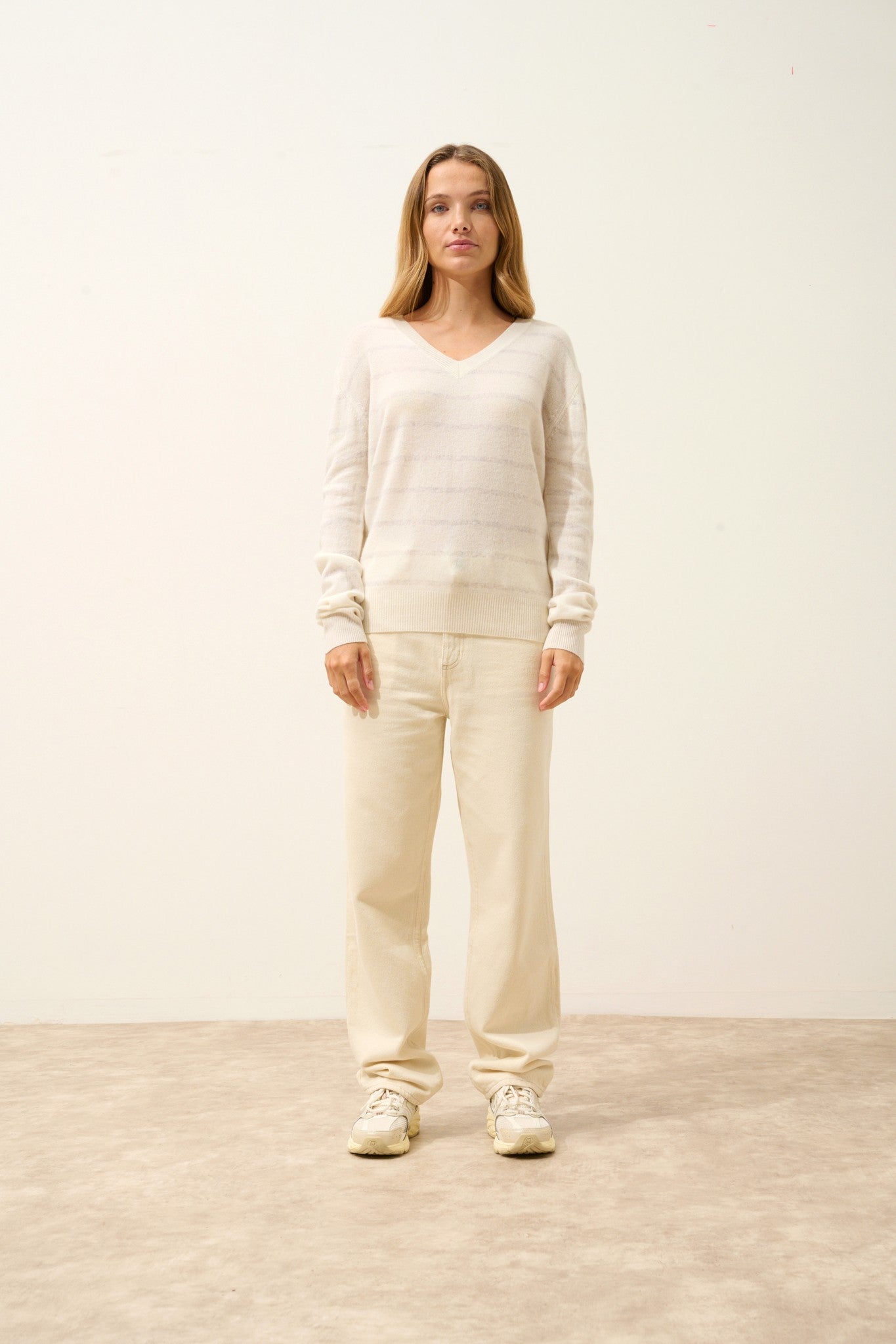 célimée pull col v bi-color gris perle chiné/ivoire 100% cachemire