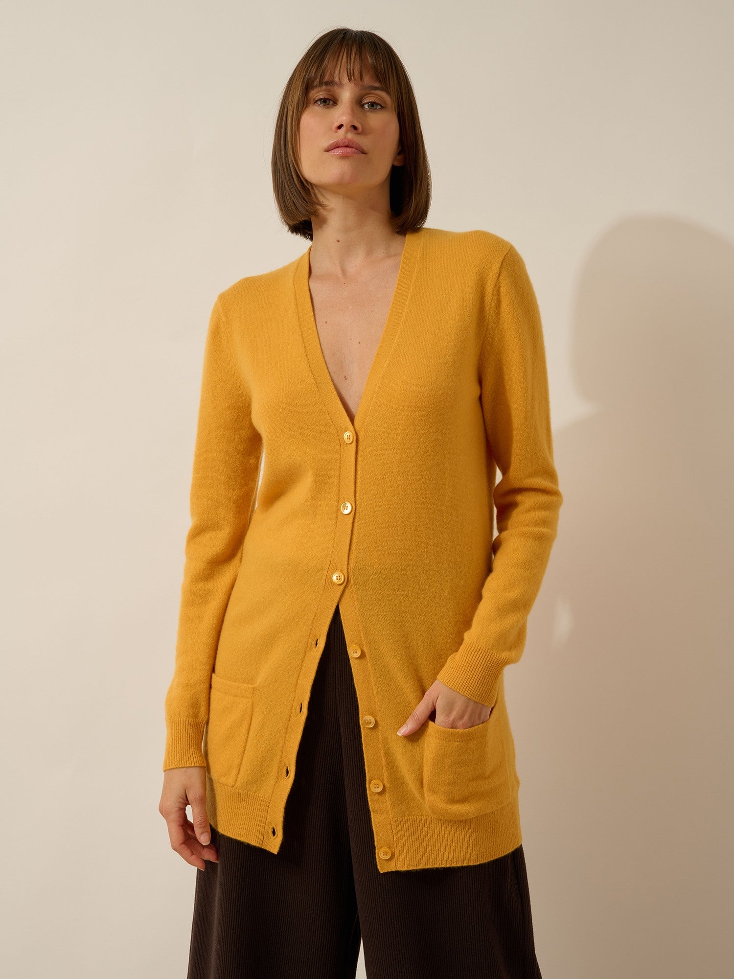 chelsea cardigan col v curcuma