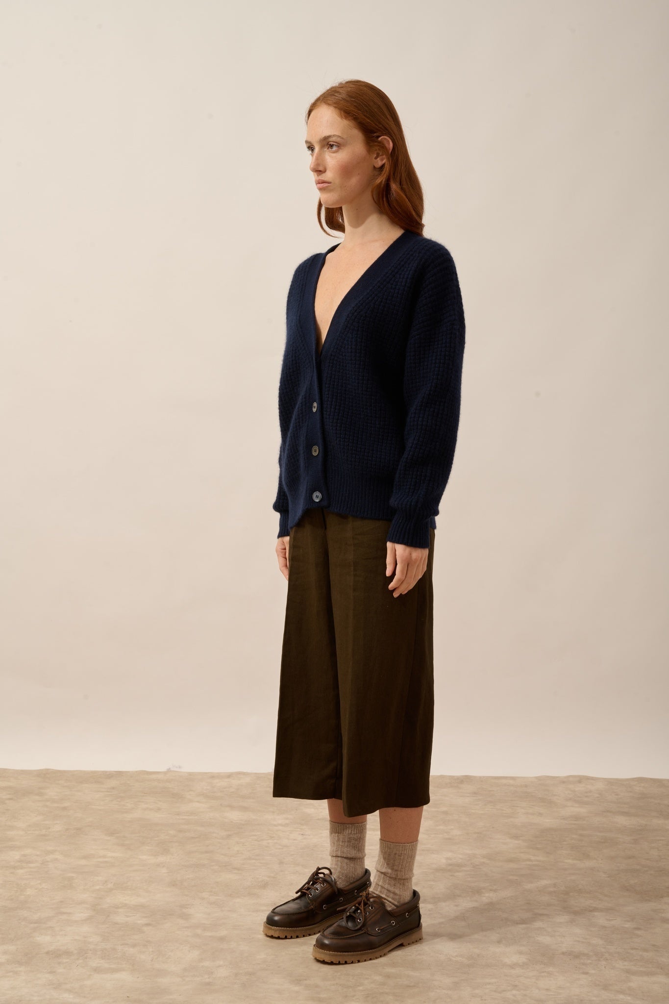 CHODRAK 8-ply navy V-neck cardigan