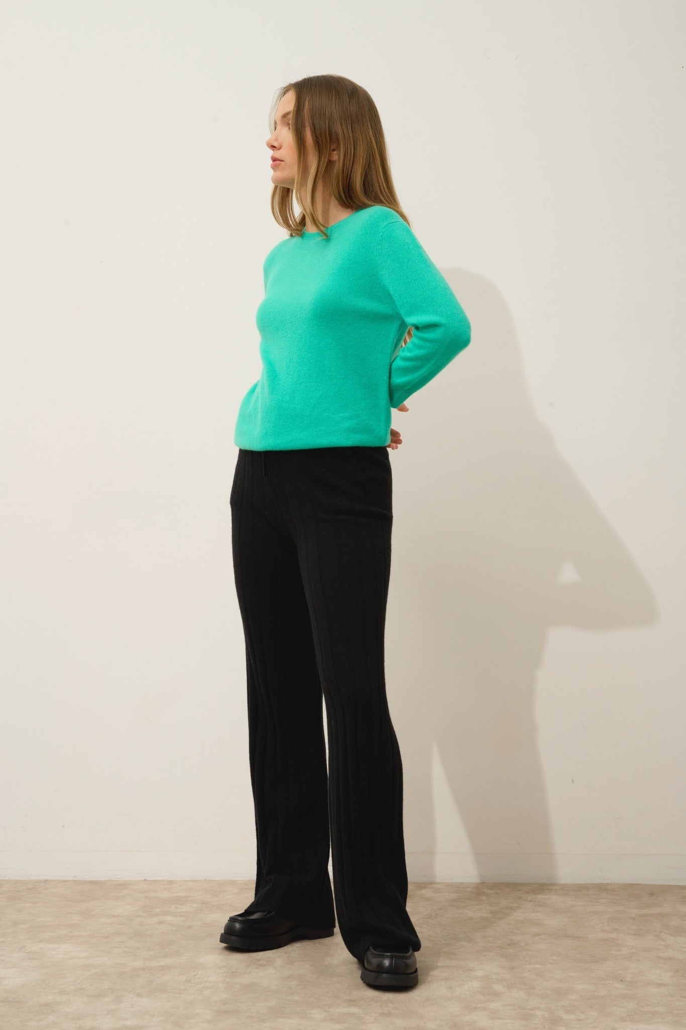 CLARISSA pantalon évasé noir