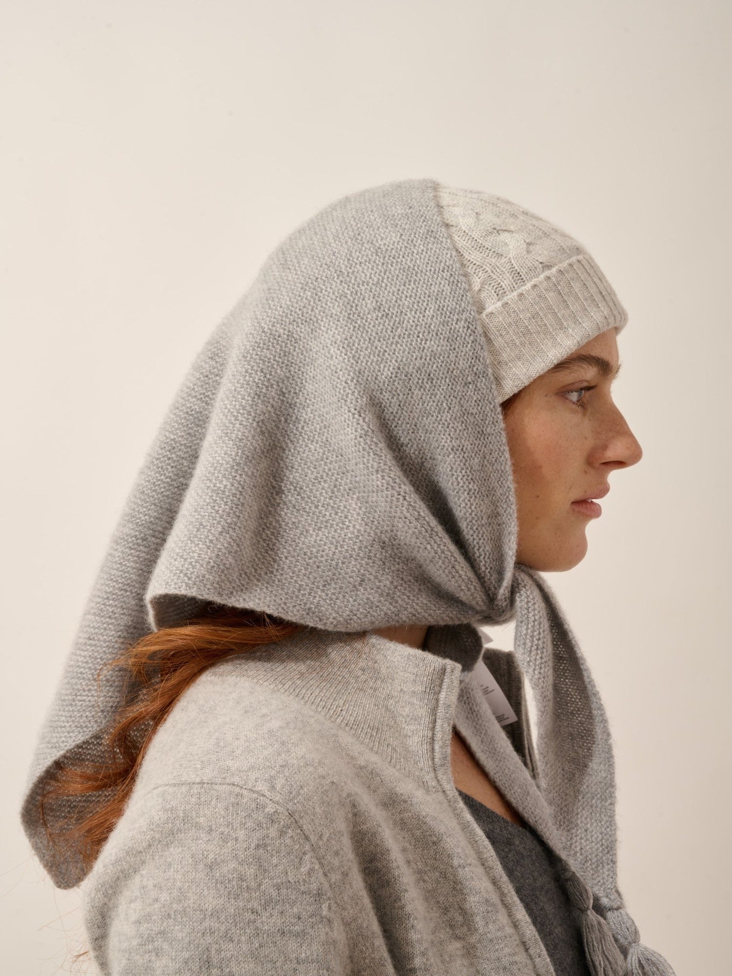 Cleo 4-ply heathered glacier beanie, 100% cashmere